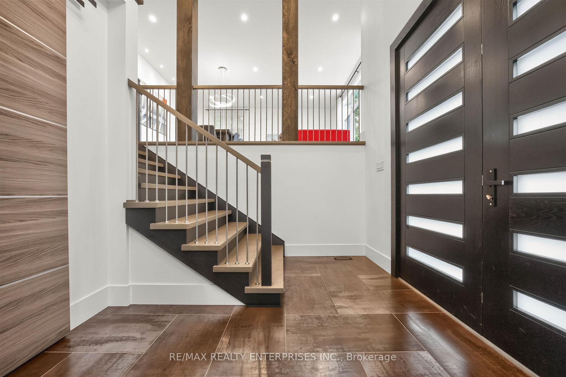 Photo 8 of 700 Hillcrest Road, Pickering, West Shore — HOMEH