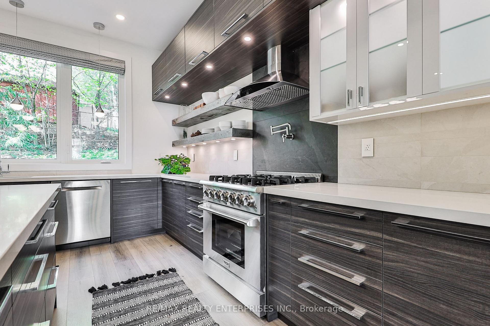 Photo 9 of 700 Hillcrest Road, Pickering, West Shore — HOMEH