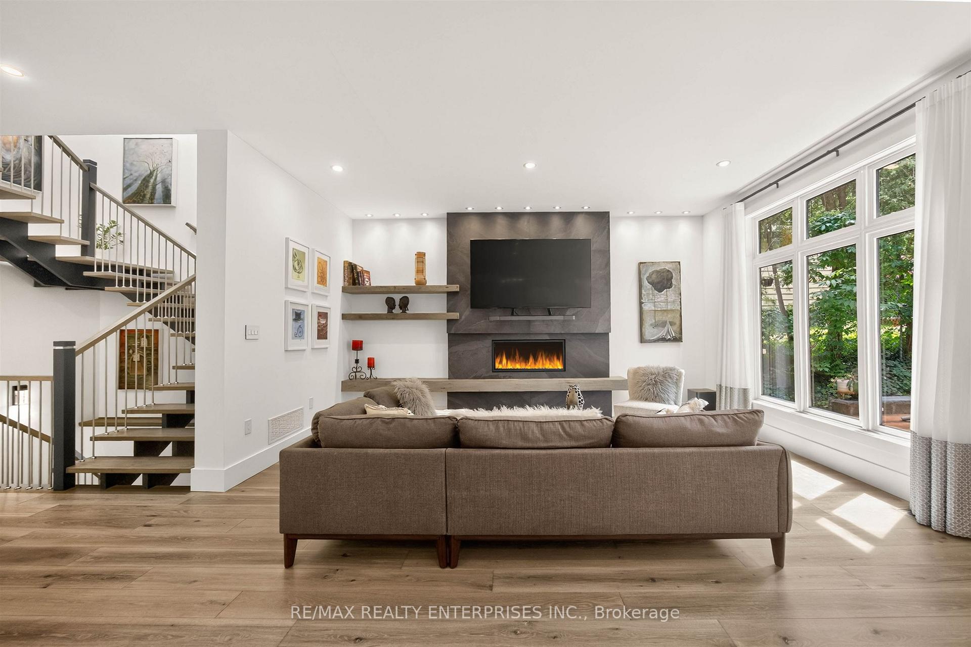 Photo 24 of 700 Hillcrest Road, Pickering, West Shore — HOMEH