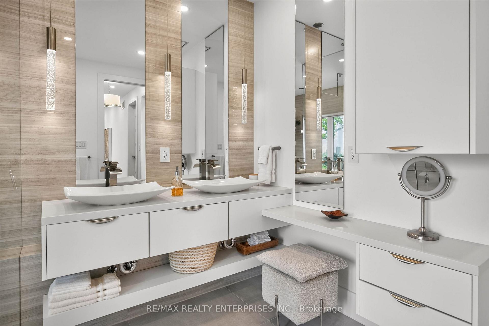 Photo 35 of 700 Hillcrest Road, Pickering, West Shore — HOMEH