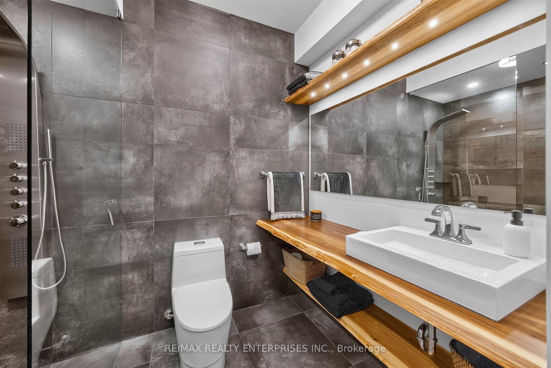 Photo 47 of 700 Hillcrest Road, Pickering, West Shore — HOMEH