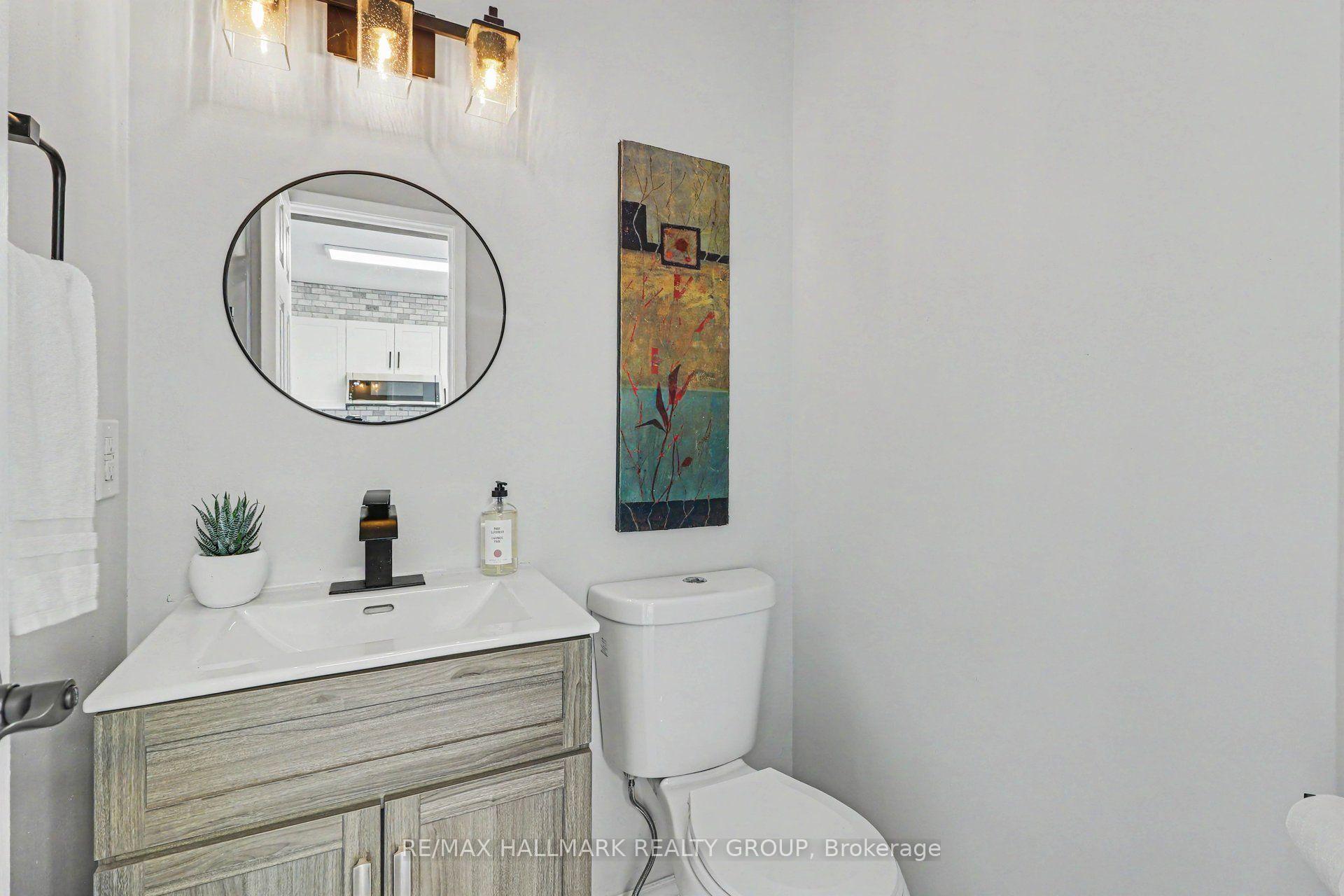 Photo 10 of 4342 Meadowvale Lane, Ottawa, Pineview — HOMEH