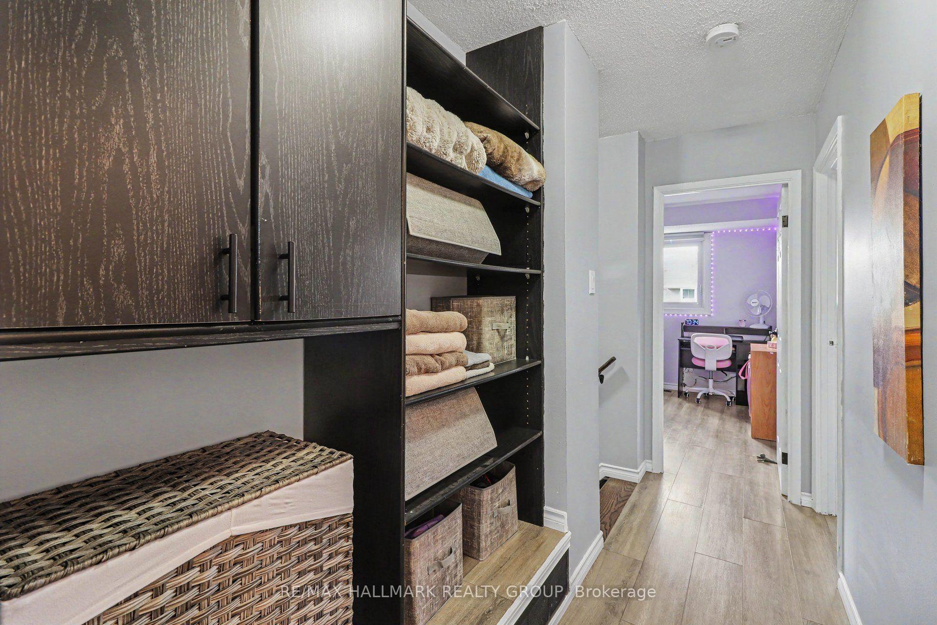 Photo 17 of 4342 Meadowvale Lane, Ottawa, Pineview — HOMEH