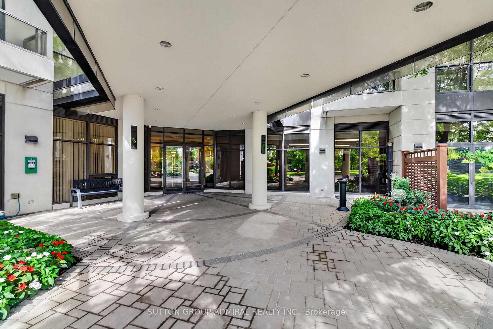 Photo 4 of Unit 1203, 18 Harding Boulevard, Richmond Hill, Harding — HOMEH