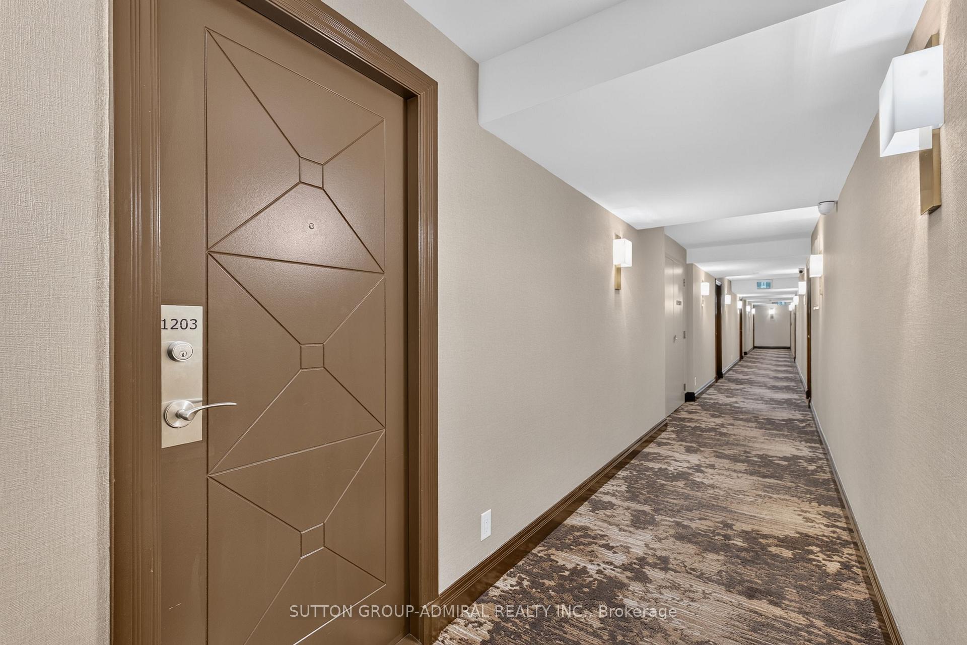 Photo 7 of Unit 1203, 18 Harding Boulevard, Richmond Hill, Harding — HOMEH