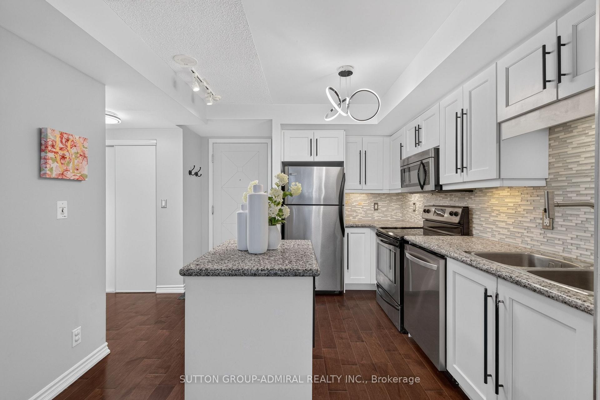 Photo 10 of Unit 1203, 18 Harding Boulevard, Richmond Hill, Harding — HOMEH