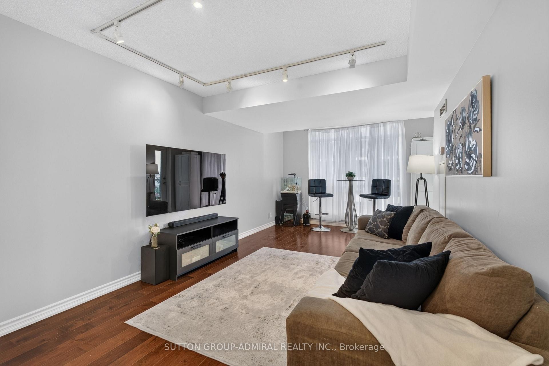 Photo 14 of Unit 1203, 18 Harding Boulevard, Richmond Hill, Harding — HOMEH