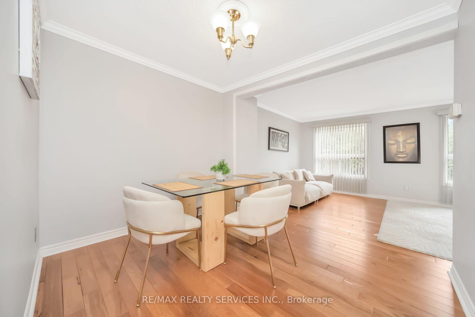Photo 15 of Unit 68, 68 Baronwood Court, Brampton, Brampton North — HOMEH