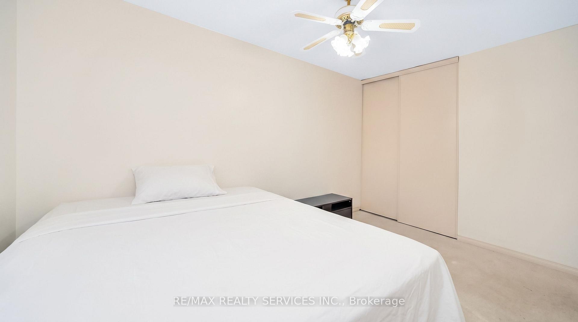 Photo 25 of Unit 68, 68 Baronwood Court, Brampton, Brampton North — HOMEH