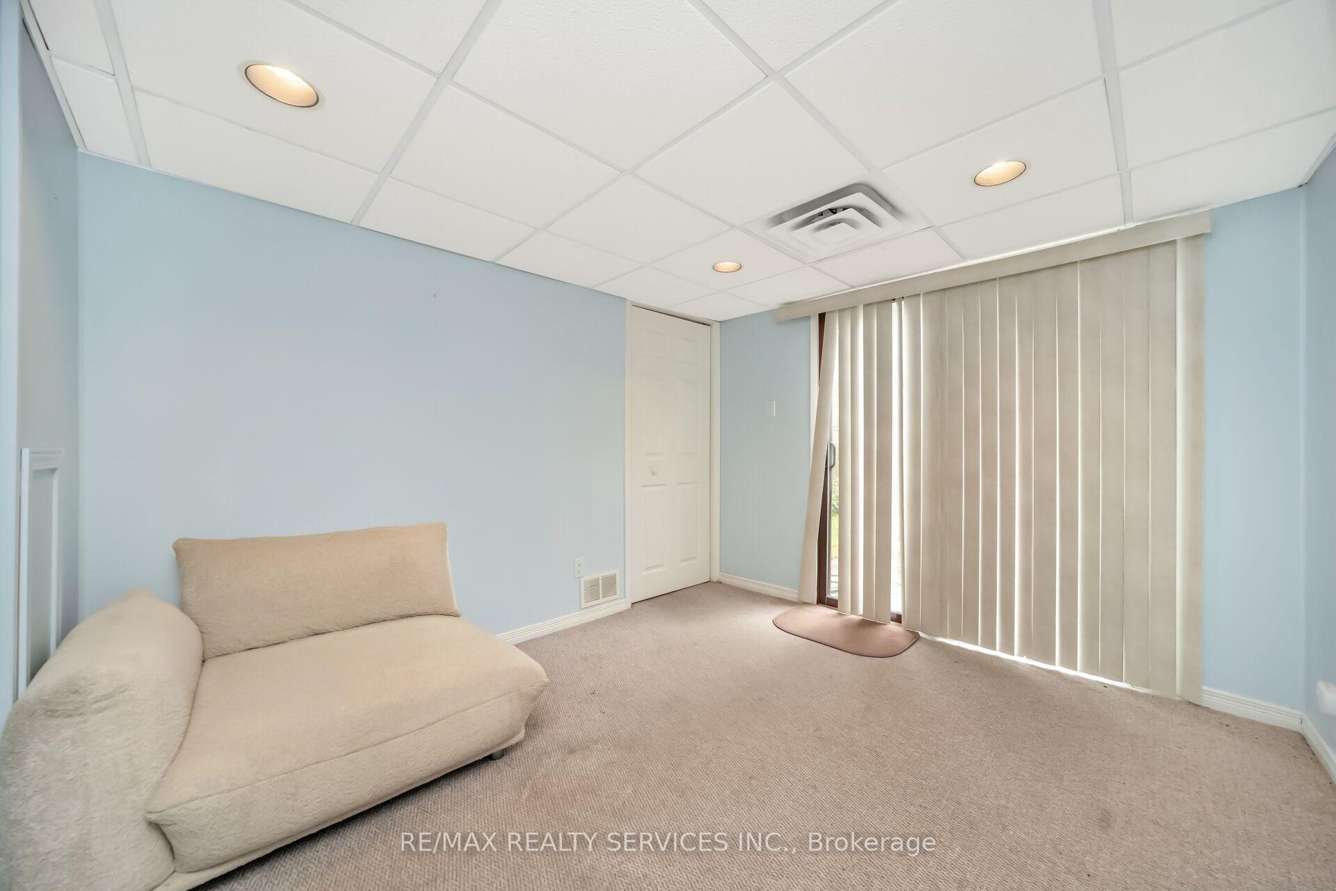 Photo 33 of Unit 68, 68 Baronwood Court, Brampton, Brampton North — HOMEH