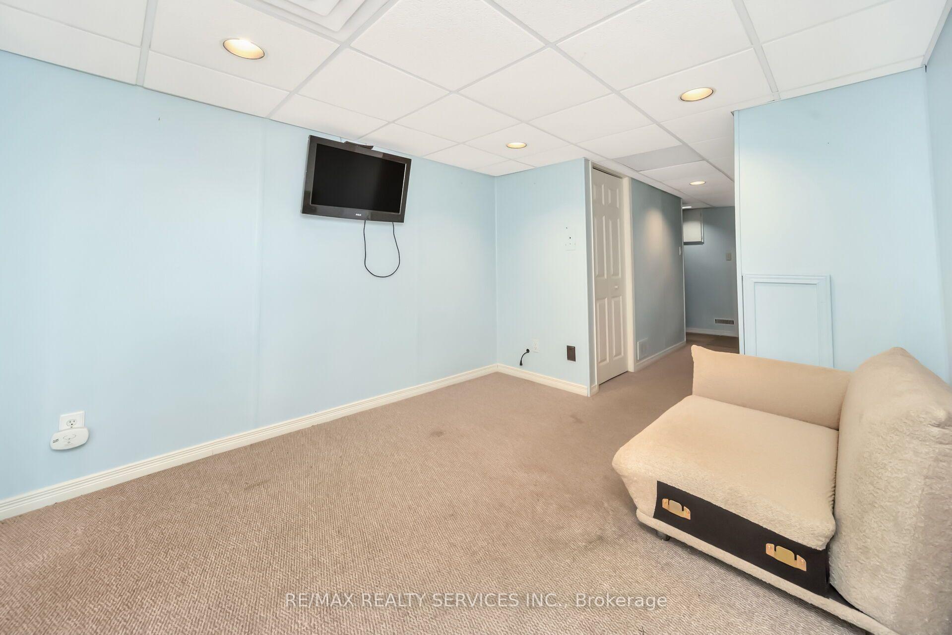 Photo 34 of Unit 68, 68 Baronwood Court, Brampton, Brampton North — HOMEH