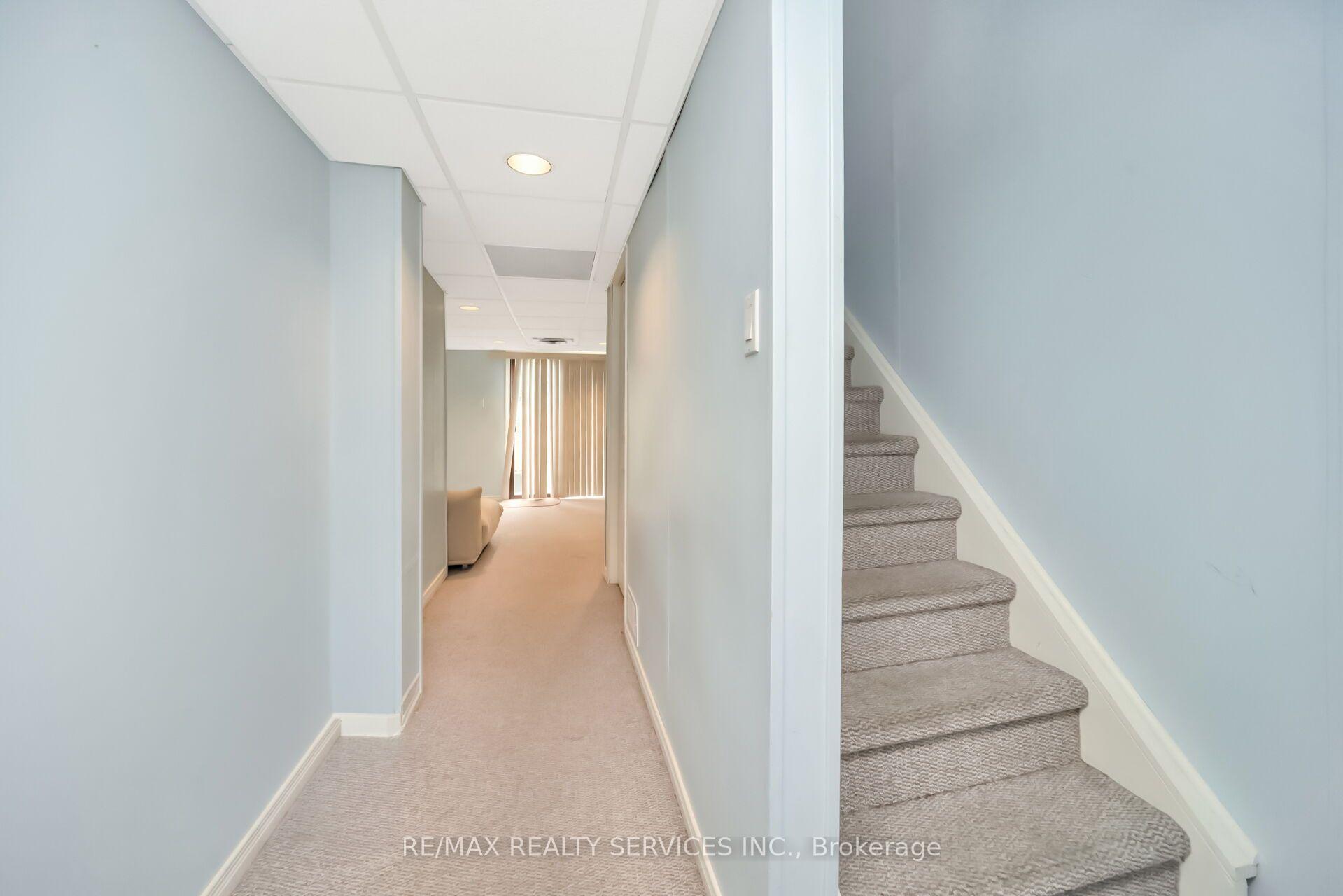 Photo 35 of Unit 68, 68 Baronwood Court, Brampton, Brampton North — HOMEH