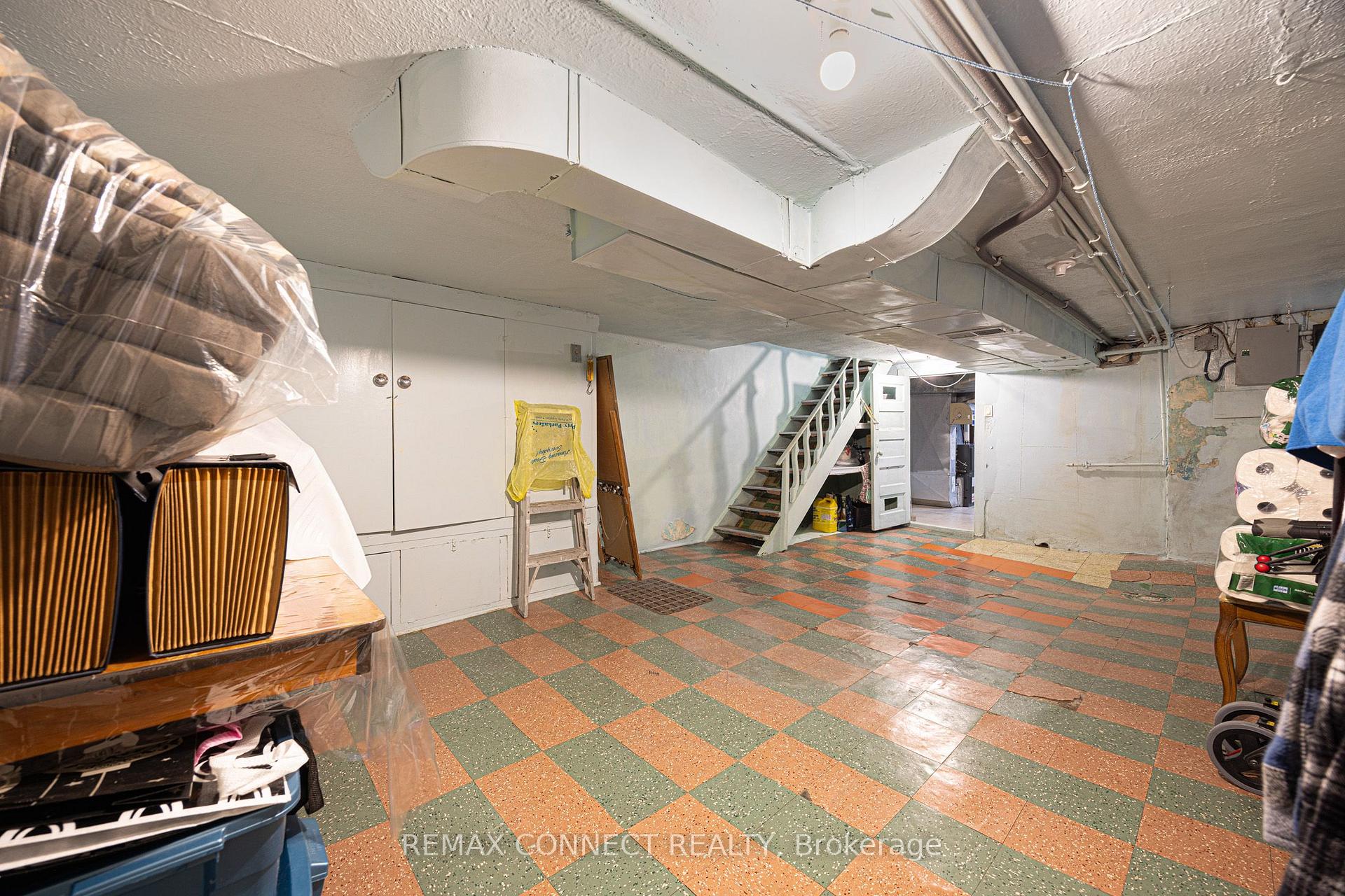 Photo 18 of 60 Hazelwood Avenue, Toronto, Blake-Jones — HOMEH