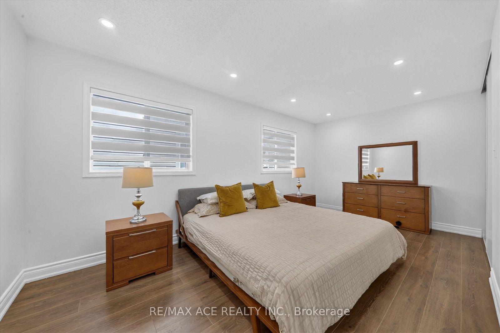 Photo 27 of 86 Solmar Avenue, Whitby, Taunton North — HOMEH