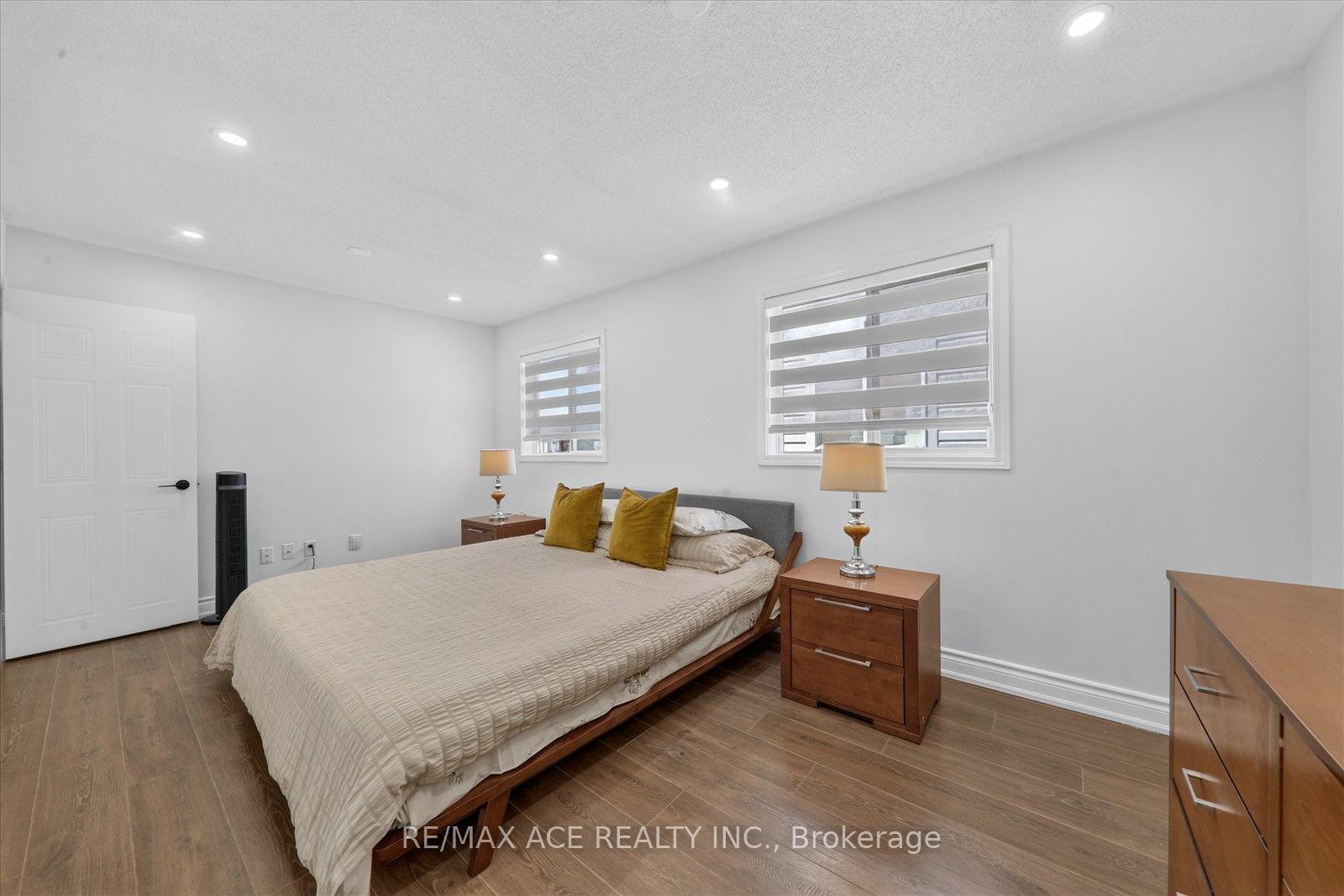 Photo 28 of 86 Solmar Avenue, Whitby, Taunton North — HOMEH
