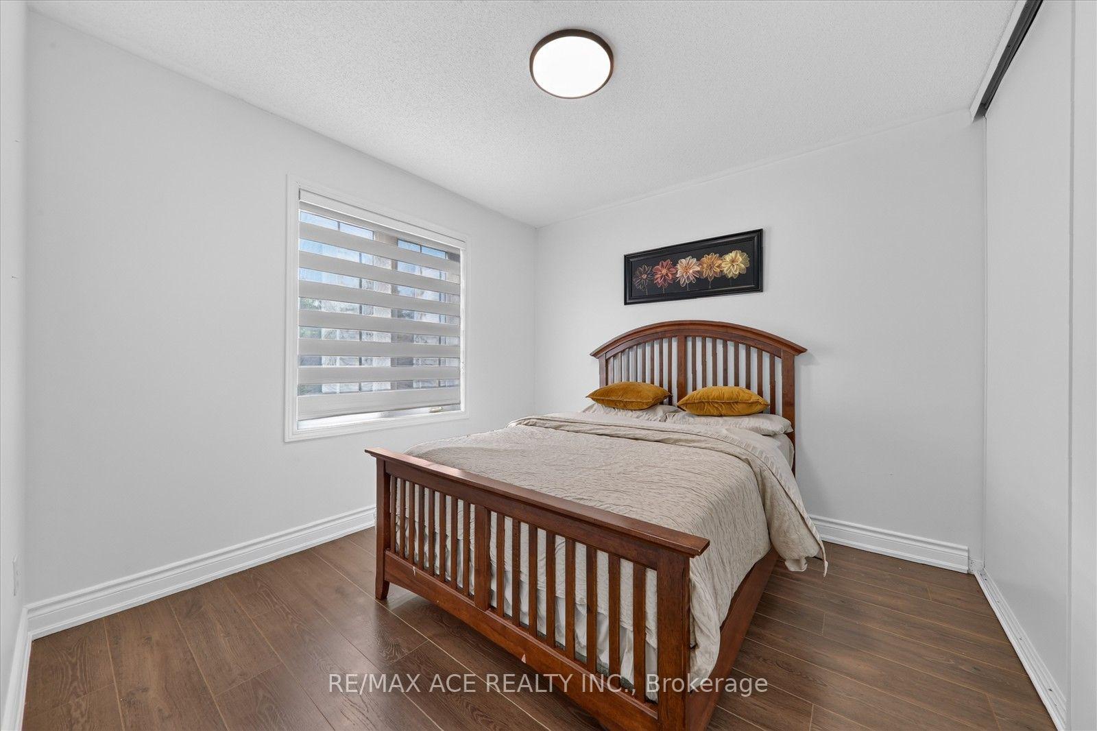 Photo 32 of 86 Solmar Avenue, Whitby, Taunton North — HOMEH