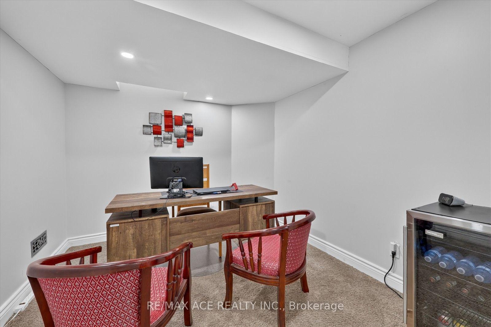 Photo 40 of 86 Solmar Avenue, Whitby, Taunton North — HOMEH