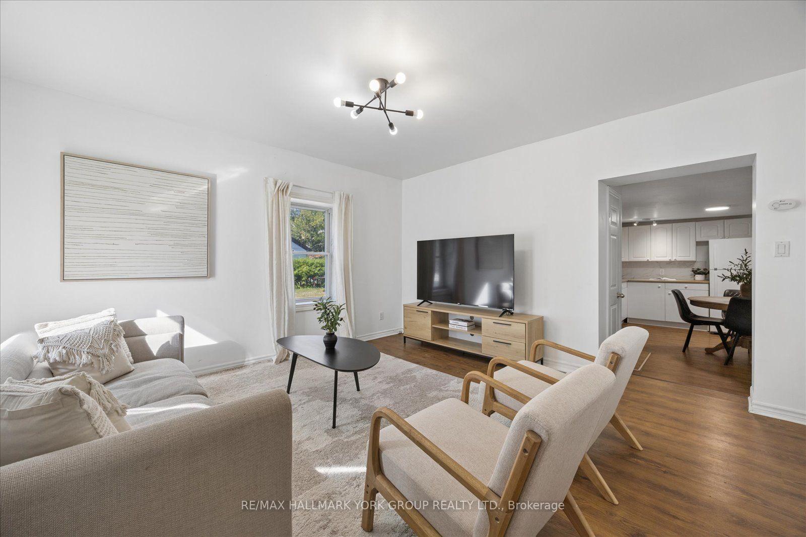 Photo 6 of 28 St James Street, Georgina, Sutton & Jackson's Point — HOMEH