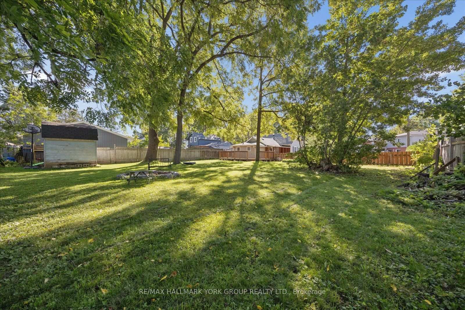 Photo 38 of 28 St James Street, Georgina, Sutton & Jackson's Point — HOMEH