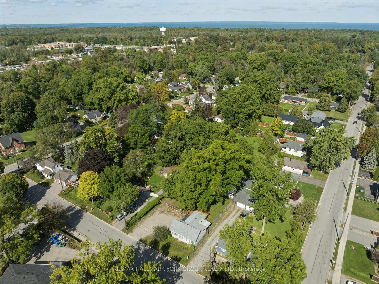 Photo 48 of 28 St James Street, Georgina, Sutton & Jackson's Point — HOMEH