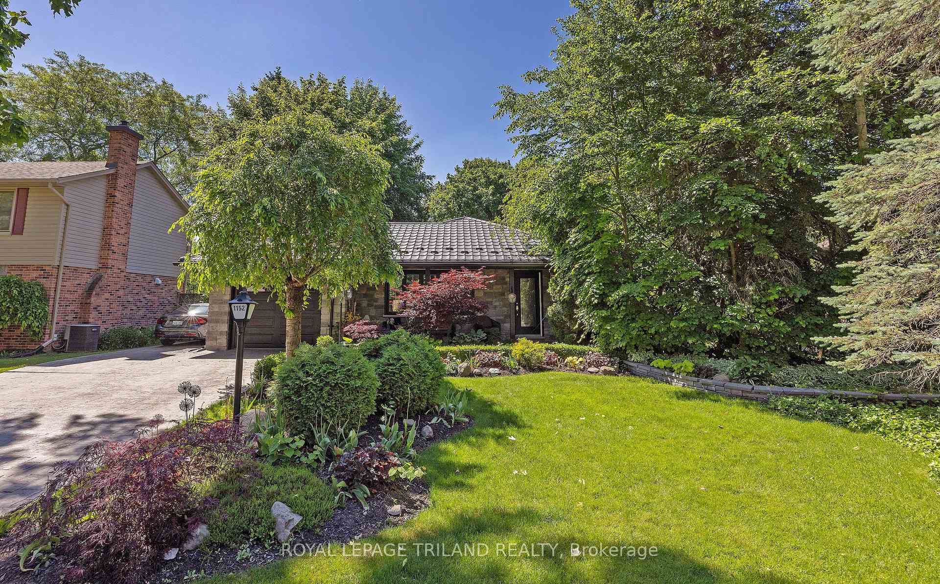 Photo 2 of 1152 Ivanhill Road, London, North L — HOMEH