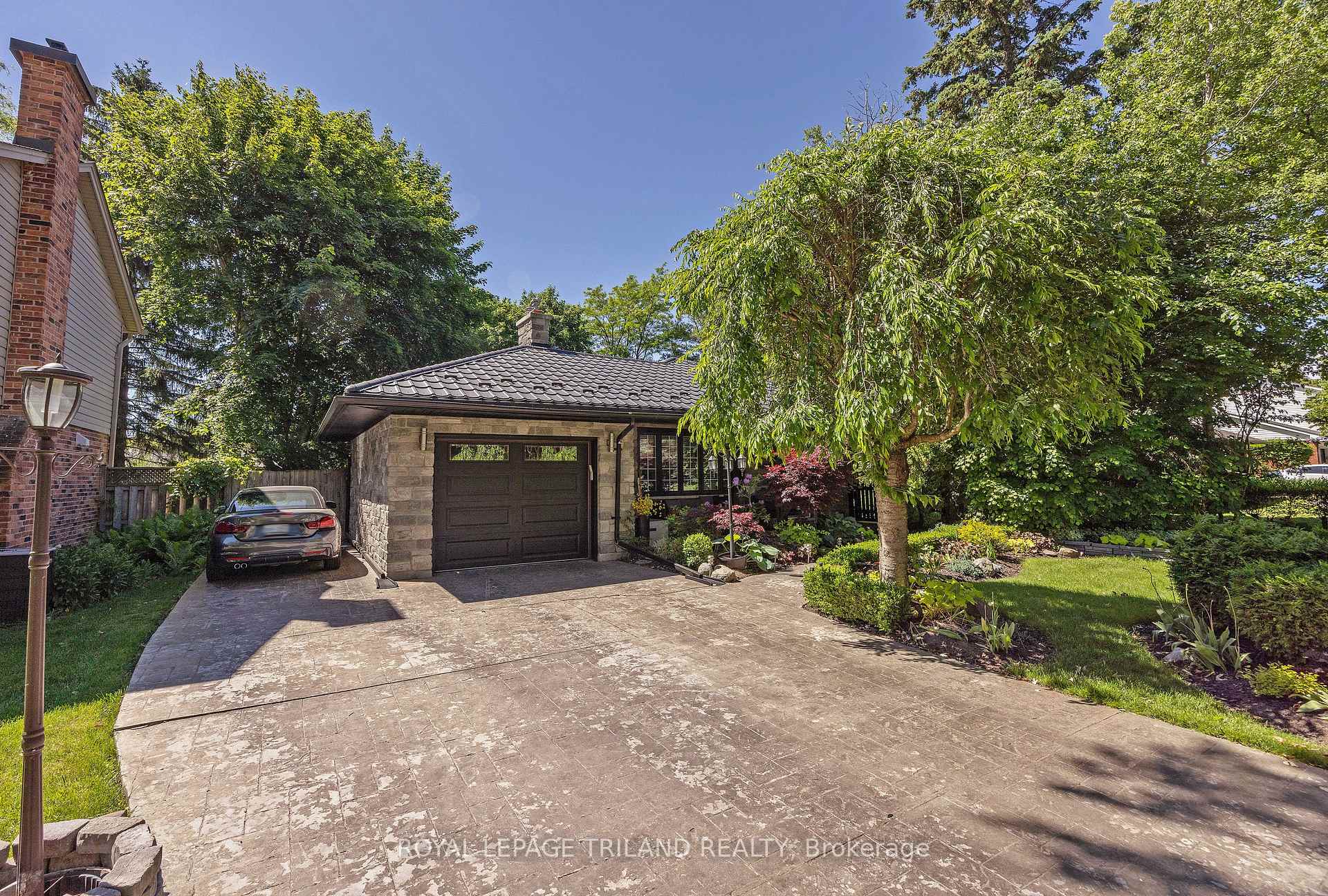 Photo 3 of 1152 Ivanhill Road, London, North L — HOMEH