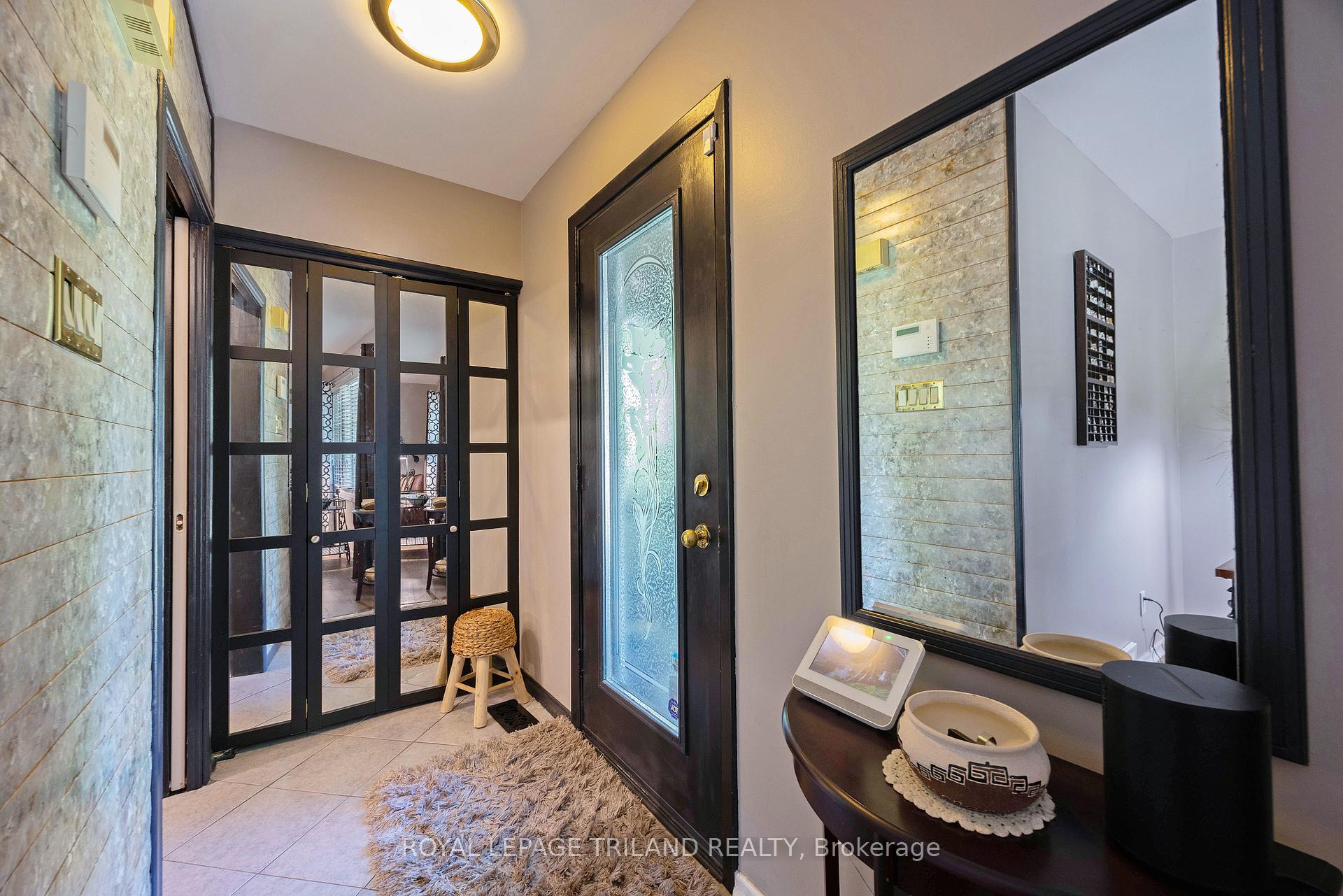 Photo 5 of 1152 Ivanhill Road, London, North L — HOMEH