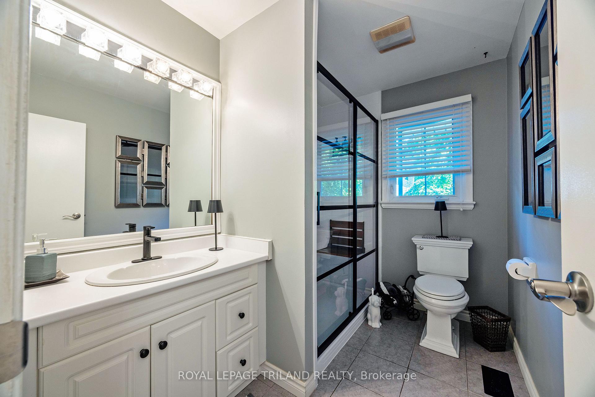 Photo 20 of 1152 Ivanhill Road, London, North L — HOMEH