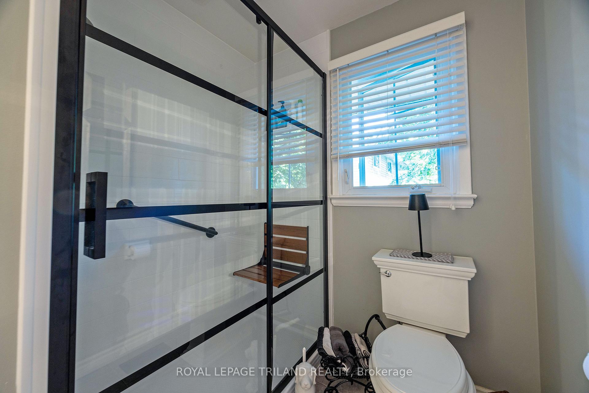 Photo 21 of 1152 Ivanhill Road, London, North L — HOMEH