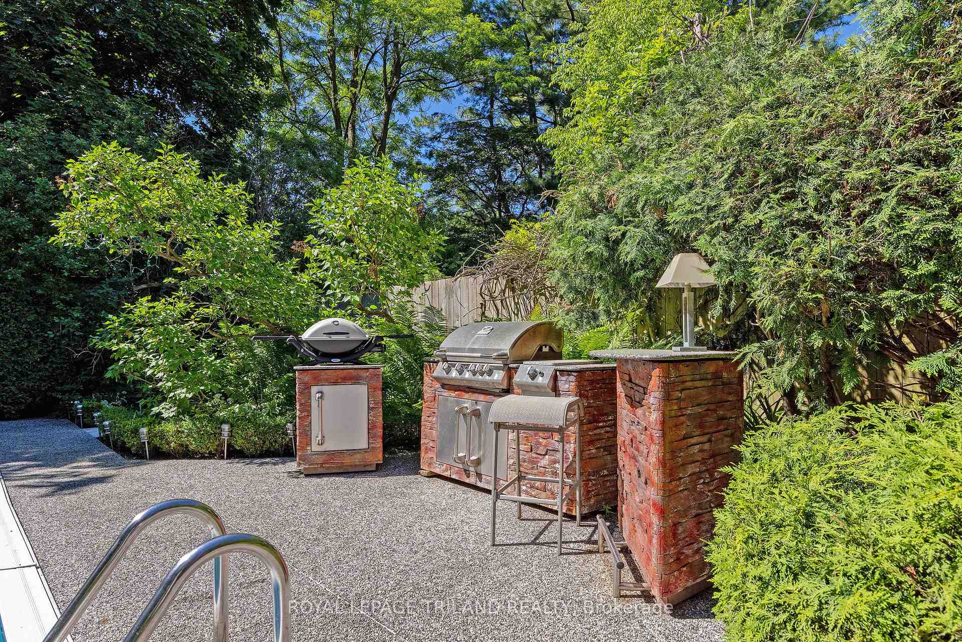 Photo 32 of 1152 Ivanhill Road, London, North L — HOMEH