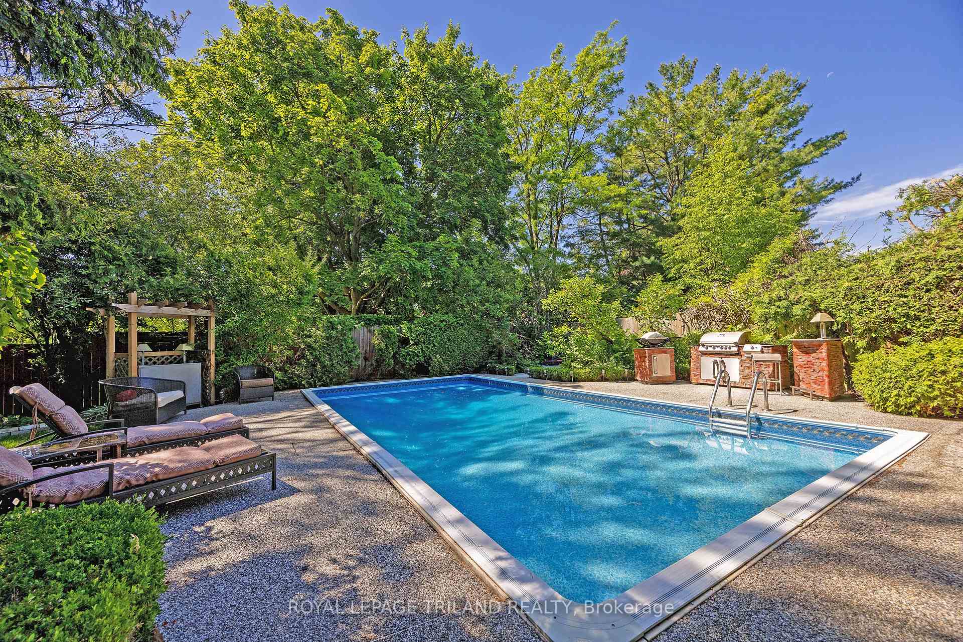 Photo 35 of 1152 Ivanhill Road, London, North L — HOMEH