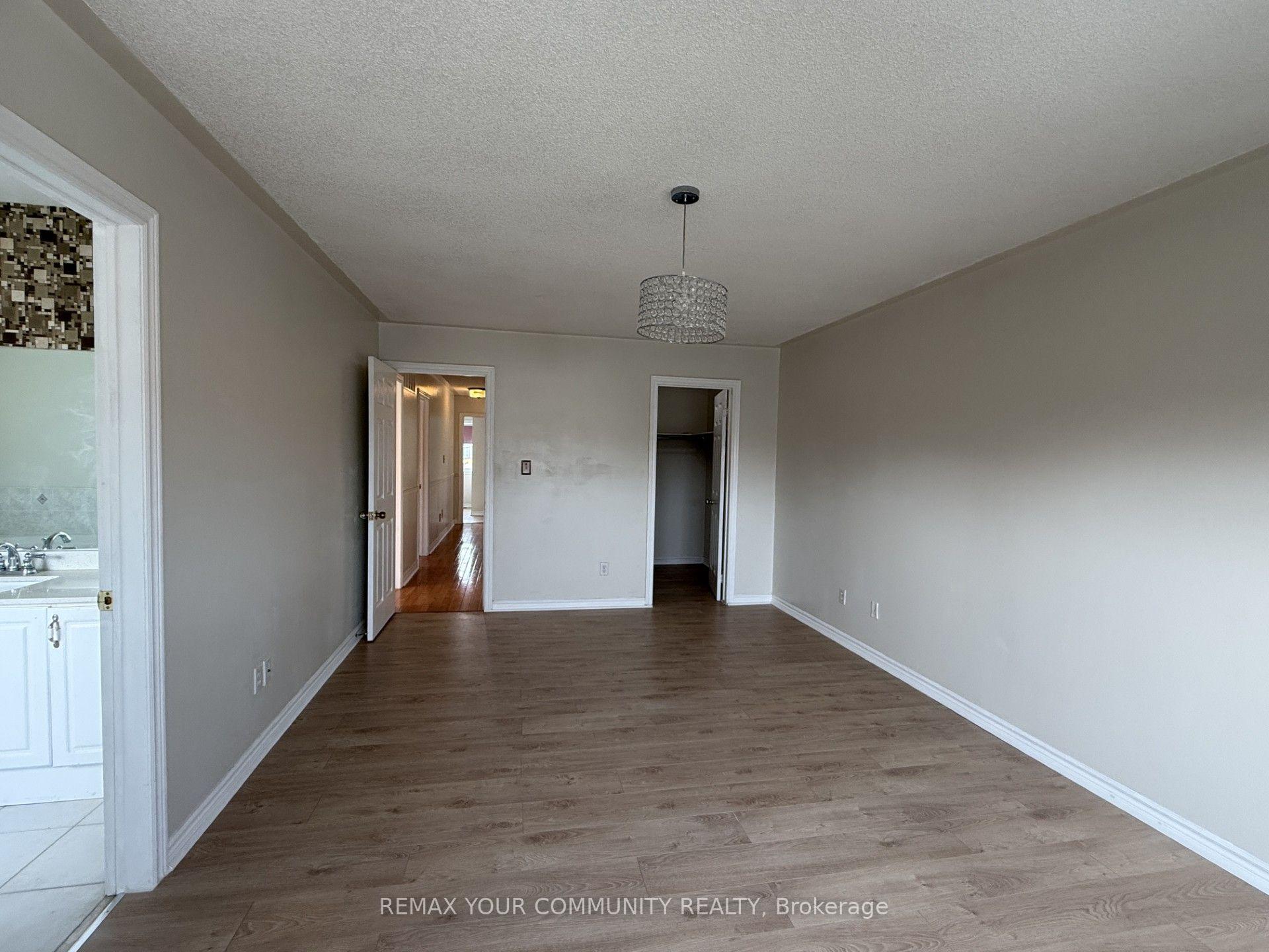 Photo 12 of Unit 9, 530 Driftcurrent Drive, Mississauga, Hurontario — HOMEH
