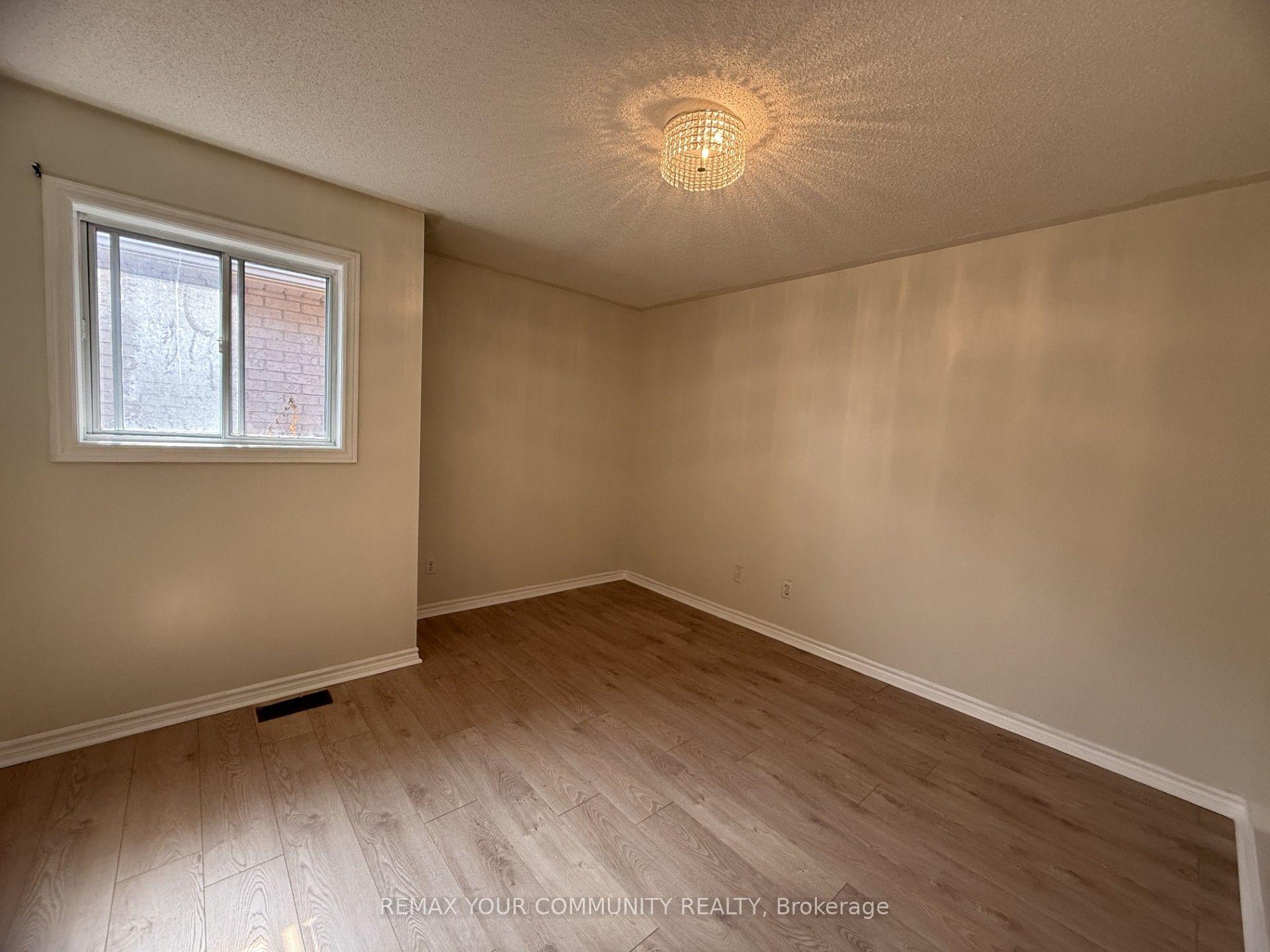 Photo 16 of Unit 9, 530 Driftcurrent Drive, Mississauga, Hurontario — HOMEH