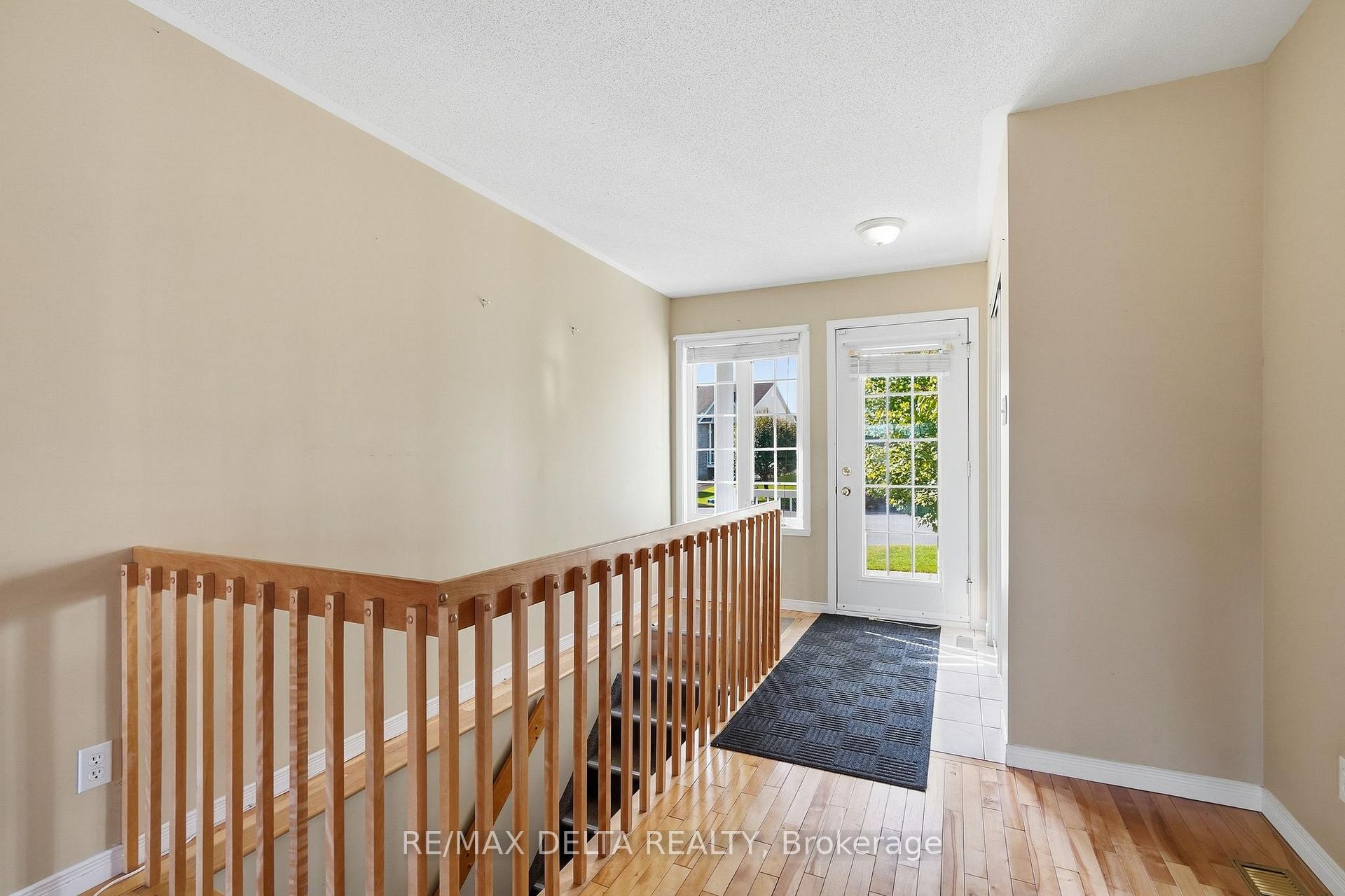 Photo 4 of 851 Nelson Street W, Hawkesbury, Hawkesbury — HOMEH