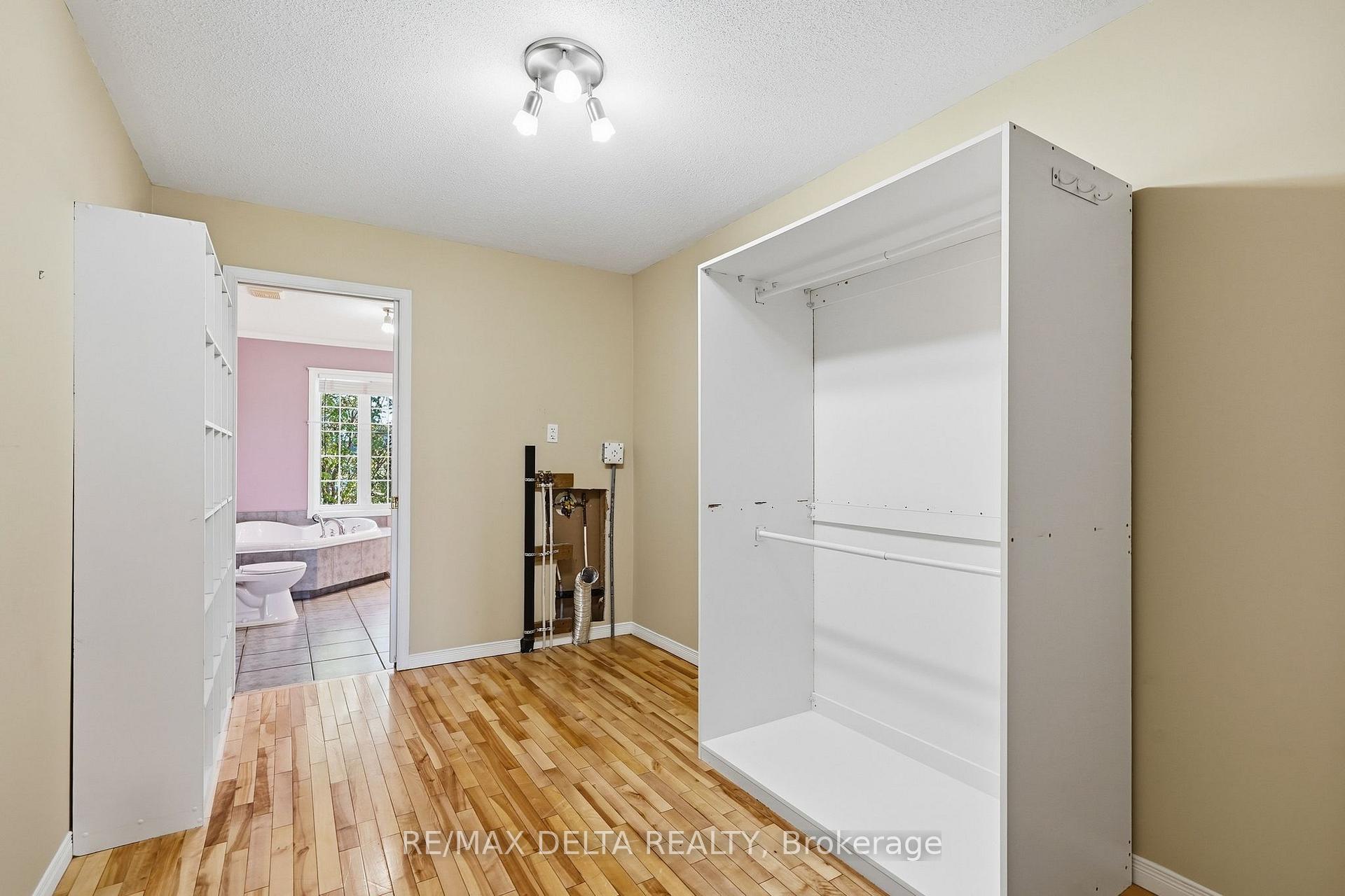 Photo 19 of 851 Nelson Street W, Hawkesbury, Hawkesbury — HOMEH