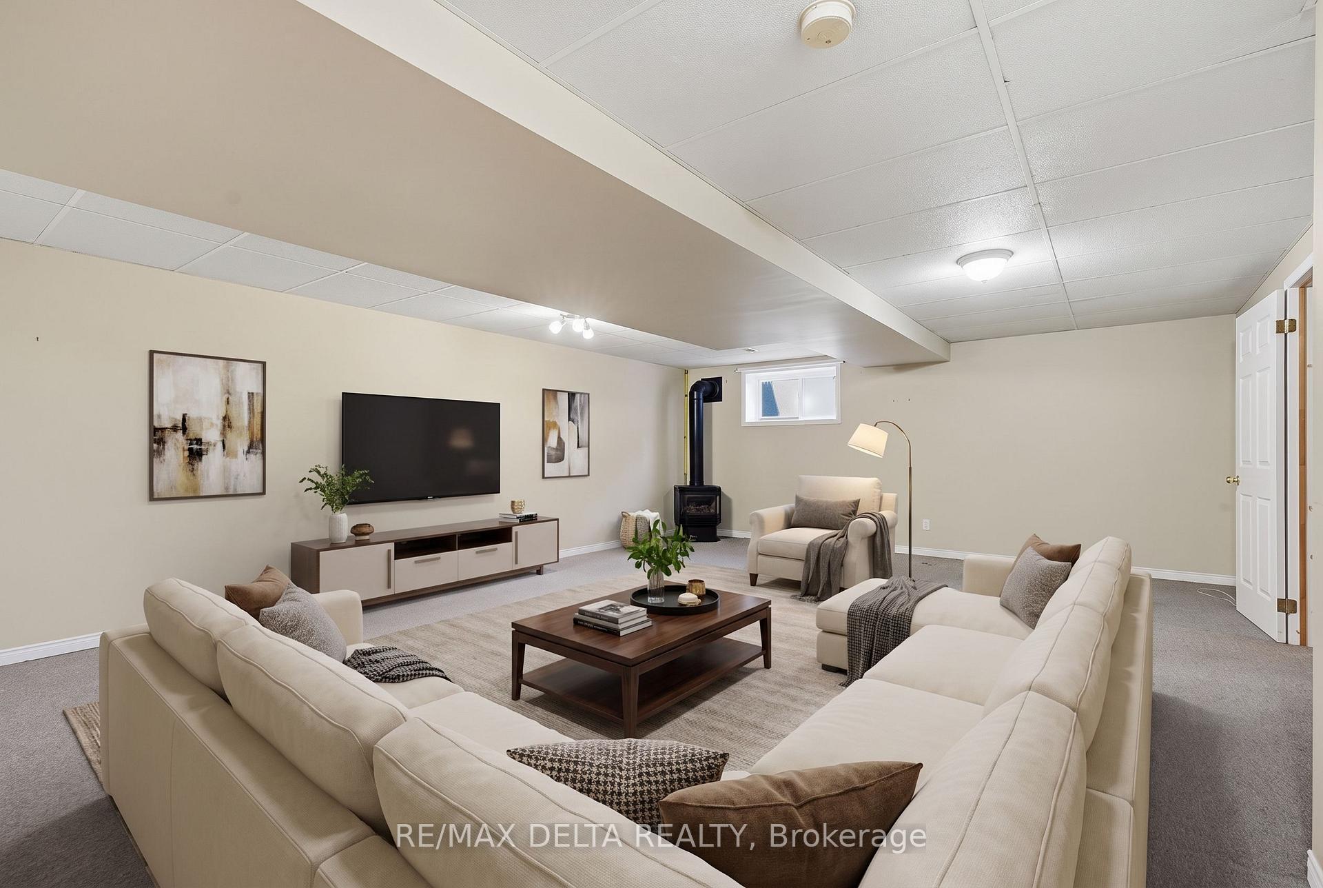 Photo 23 of 851 Nelson Street W, Hawkesbury, Hawkesbury — HOMEH