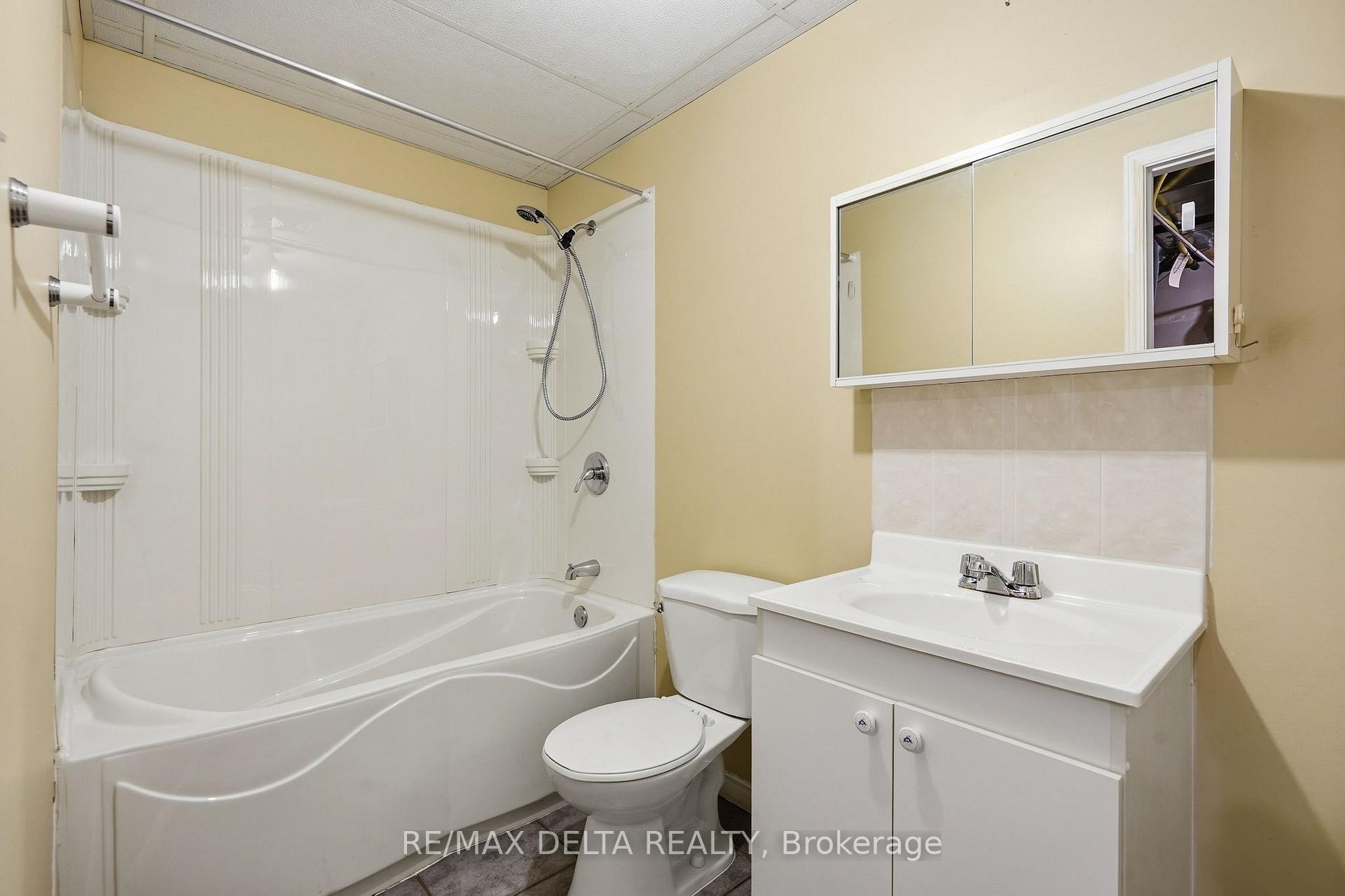 Photo 28 of 851 Nelson Street W, Hawkesbury, Hawkesbury — HOMEH