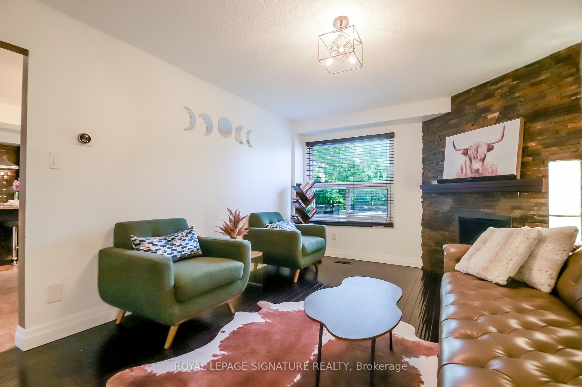 Photo 16 of 4 Upland Drive, Whitby, Blue Grass Meadows — HOMEH