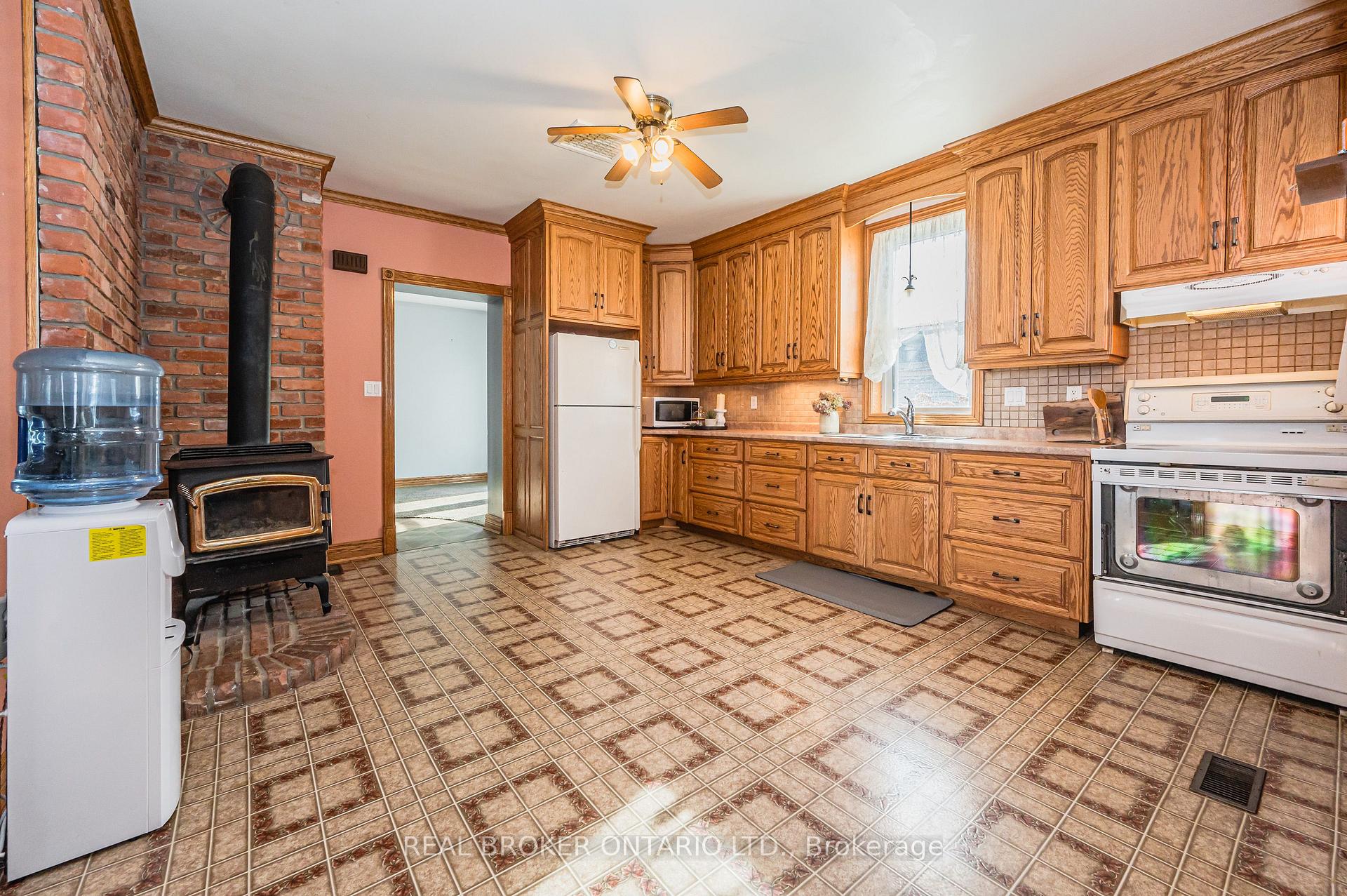 Photo 6 of 3027 Patrick Street, Howick — HOMEH