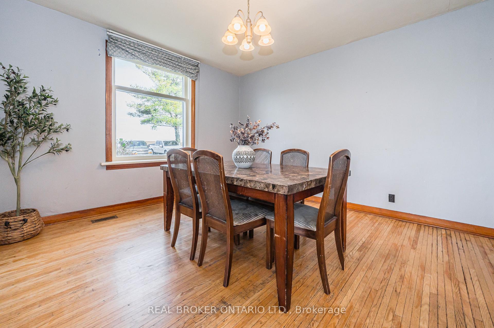 Photo 10 of 3027 Patrick Street, Howick — HOMEH