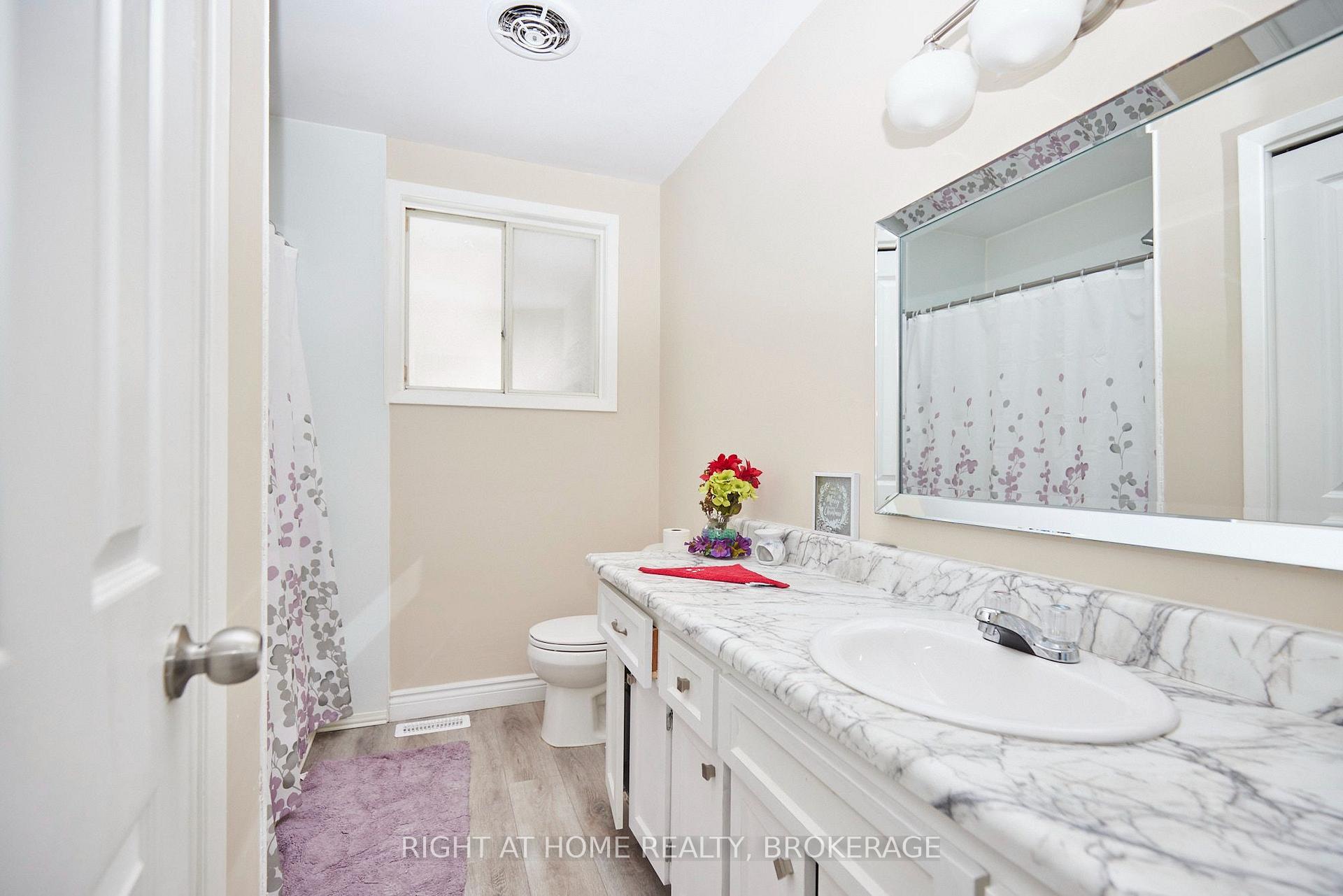 Photo 19 of 20 Augusta Avenue, St. Catharines, Facer — HOMEH