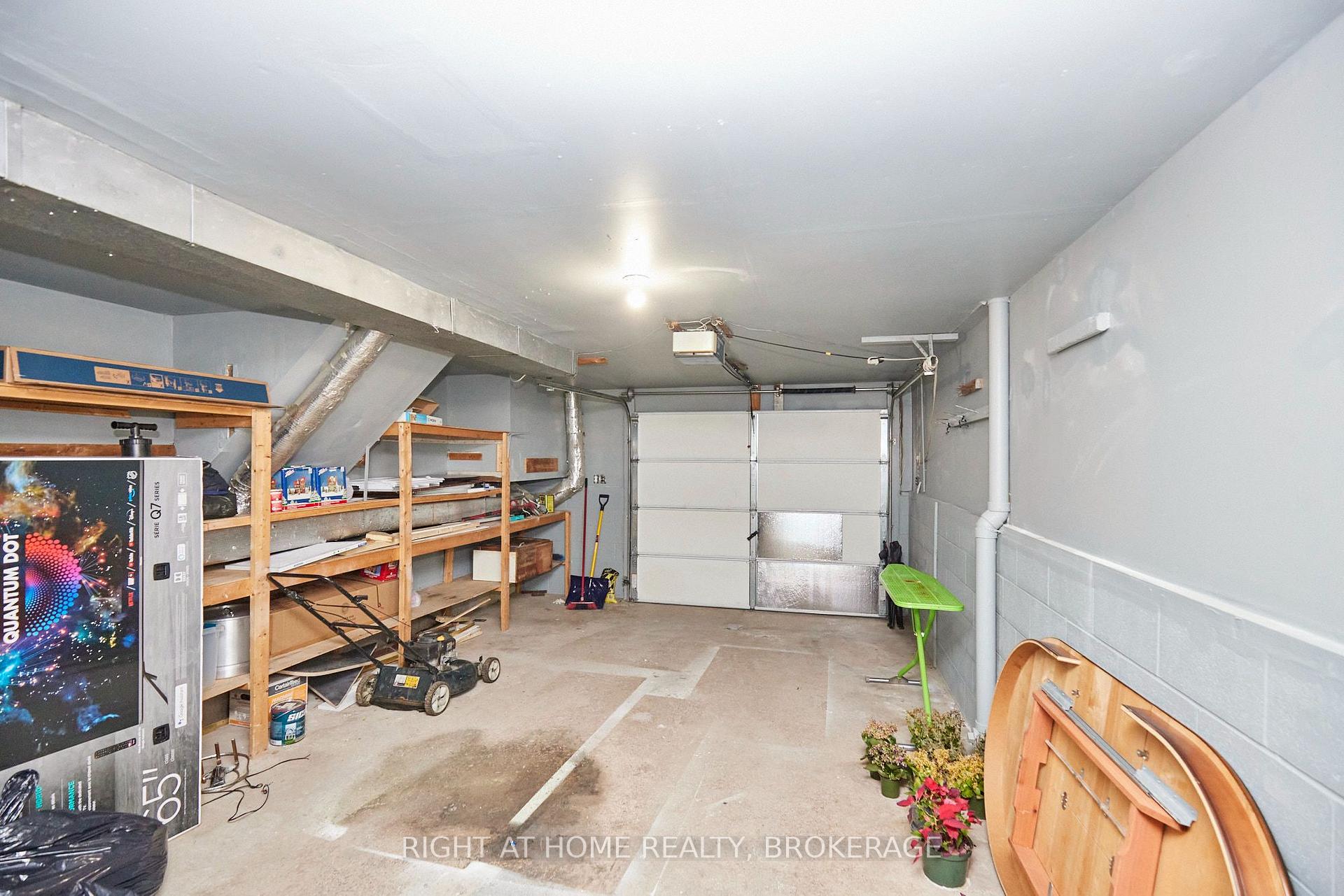 Photo 27 of 20 Augusta Avenue, St. Catharines, Facer — HOMEH
