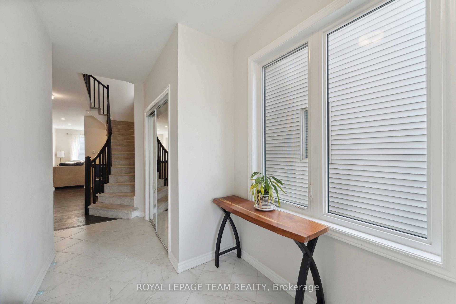 Photo 2 of 740 Brittanic Road, Ottawa, Kanata - Emerald Meadows/Trailwest — HOMEH