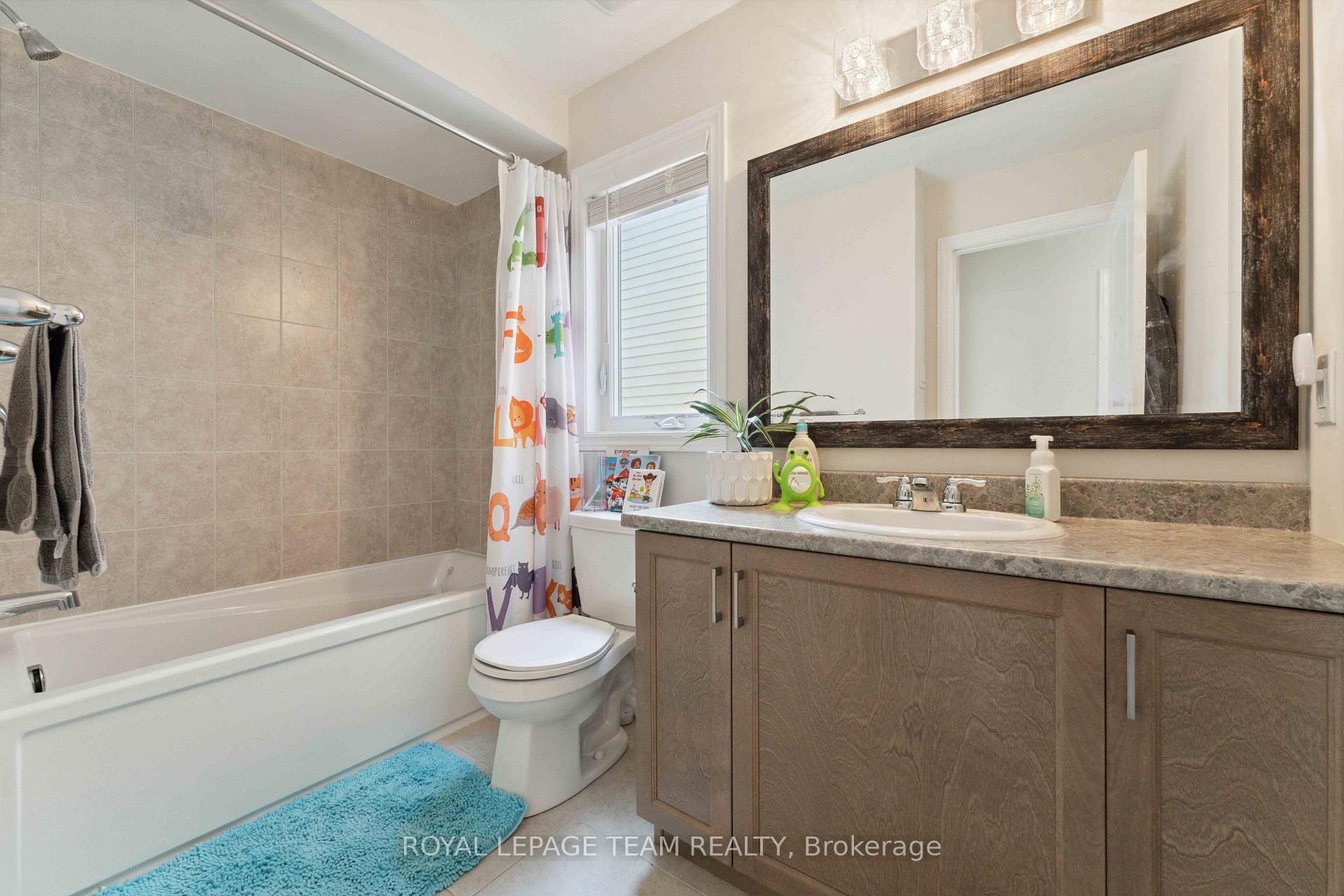Photo 19 of 740 Brittanic Road, Ottawa, Kanata - Emerald Meadows/Trailwest — HOMEH