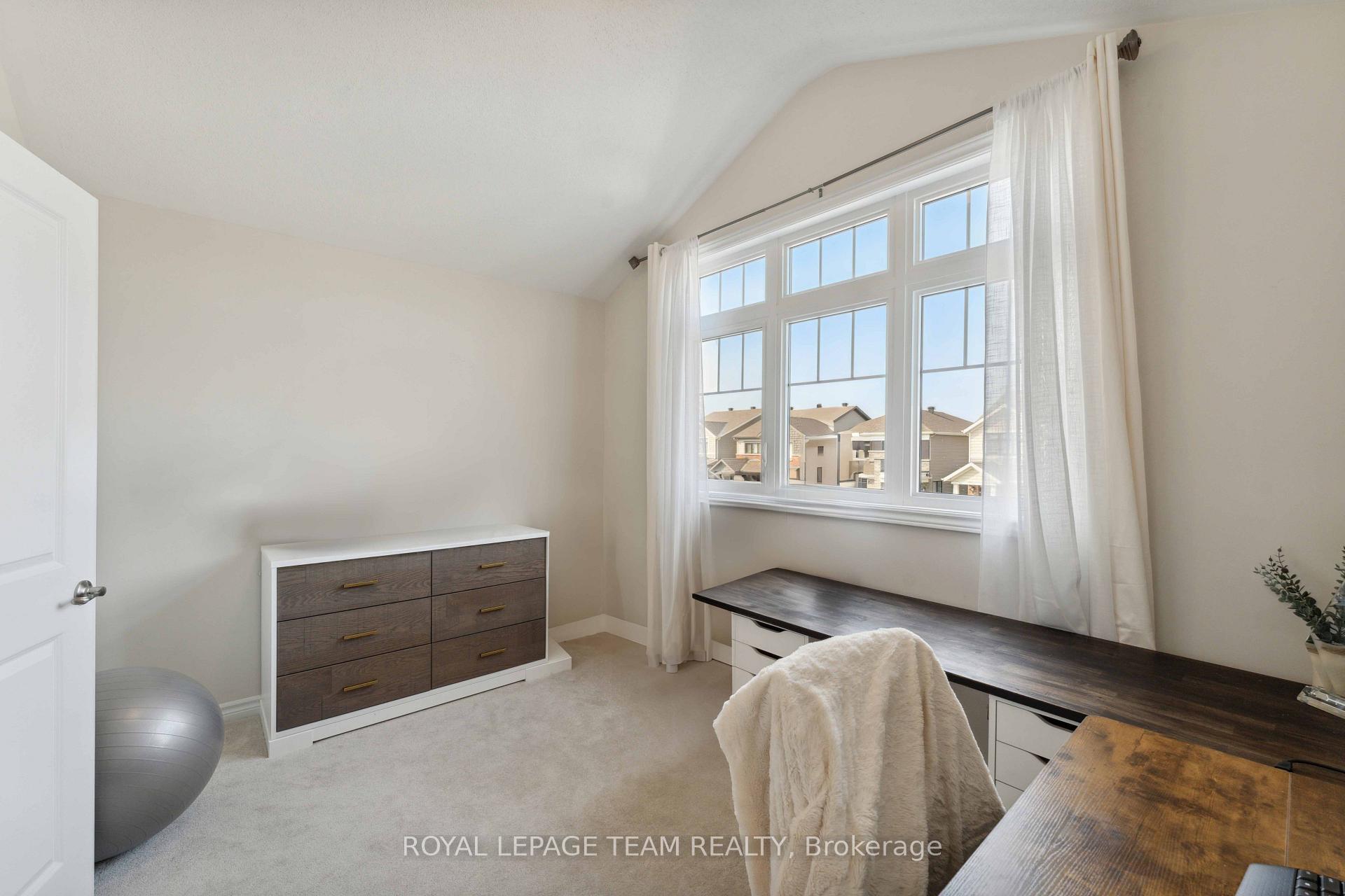 Photo 25 of 740 Brittanic Road, Ottawa, Kanata - Emerald Meadows/Trailwest — HOMEH