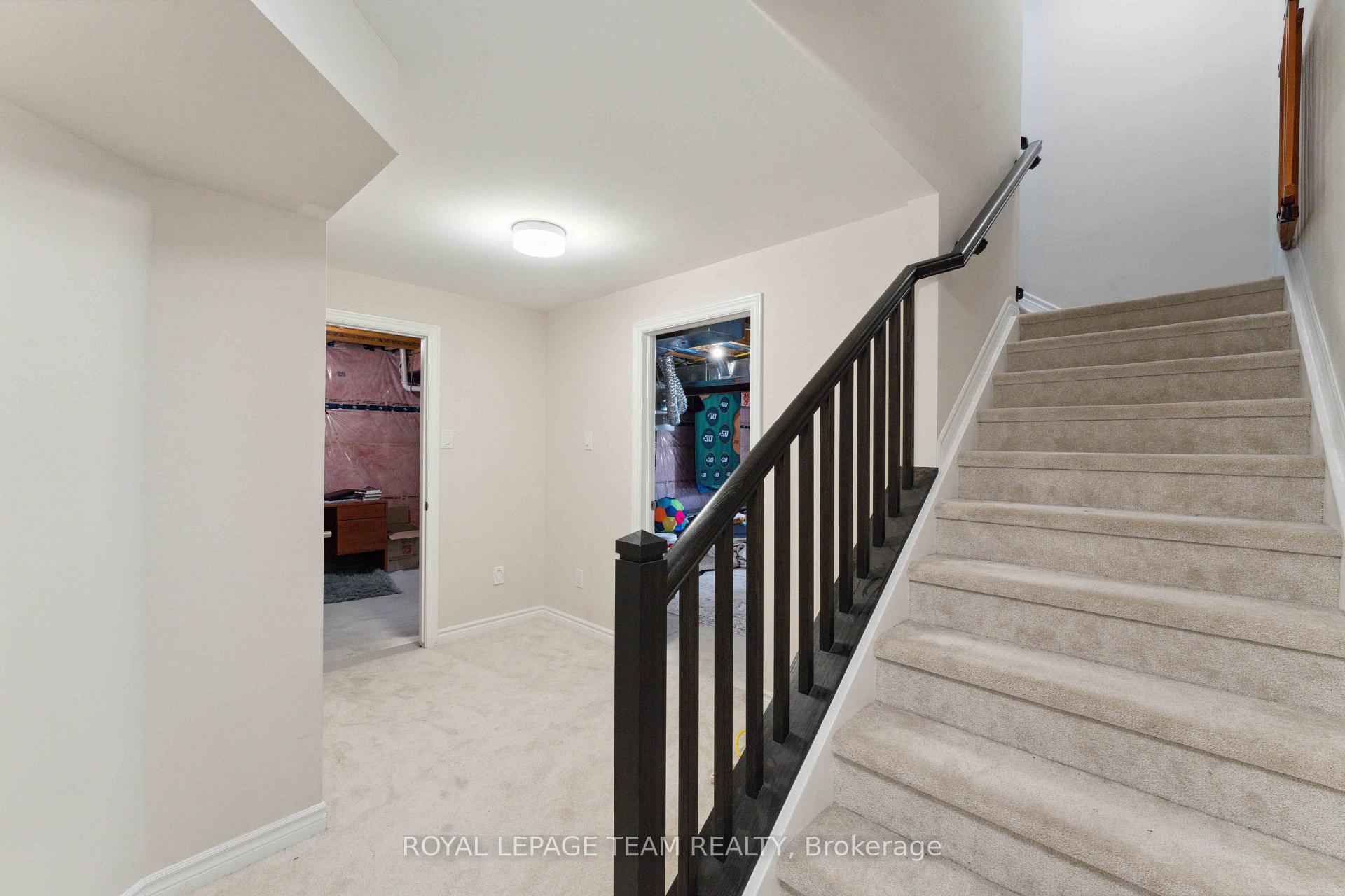 Photo 27 of 740 Brittanic Road, Ottawa, Kanata - Emerald Meadows/Trailwest — HOMEH
