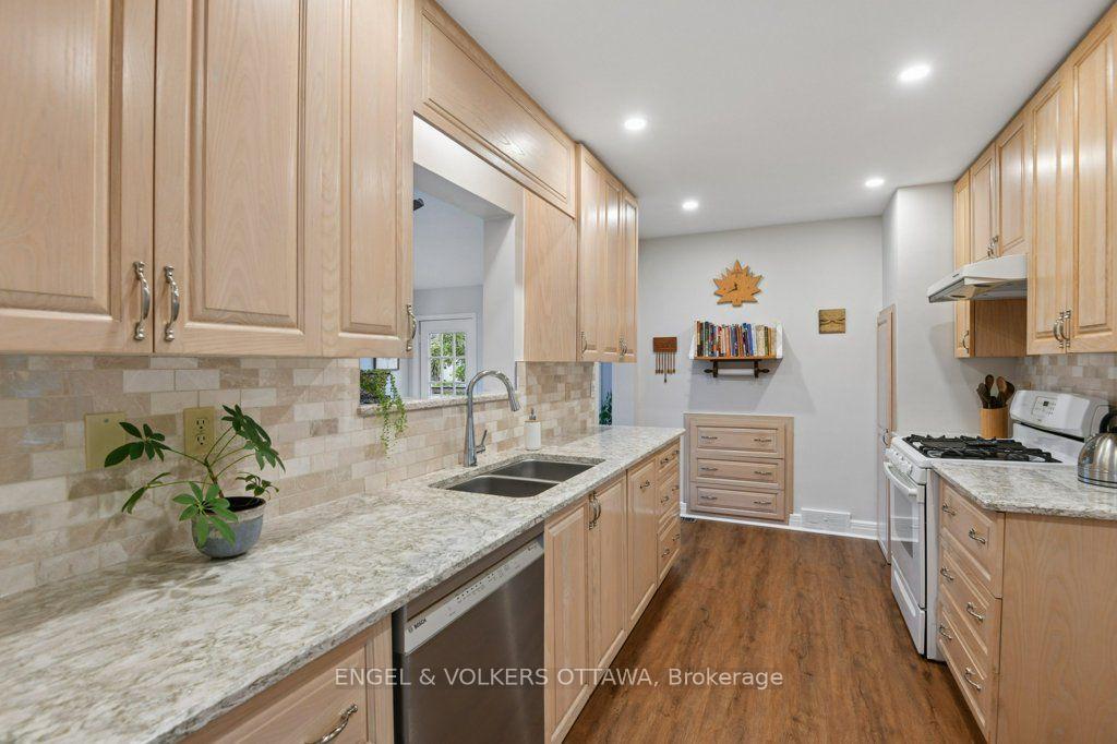 Photo 11 of 514 Highcroft Avenue, Ottawa, Westboro/Hampton Park — HOMEH