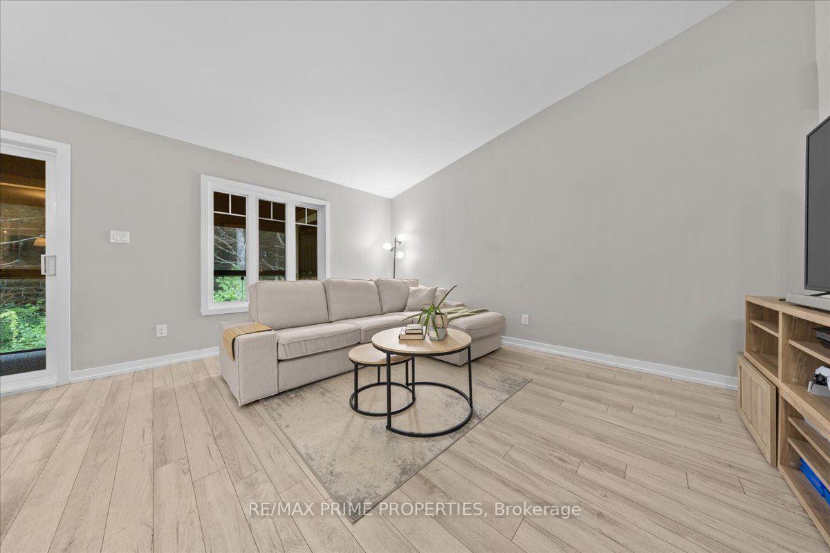 Photo 6 of Unit 302, 91 St Moritz Trail, Russell, Embrun — HOMEH
