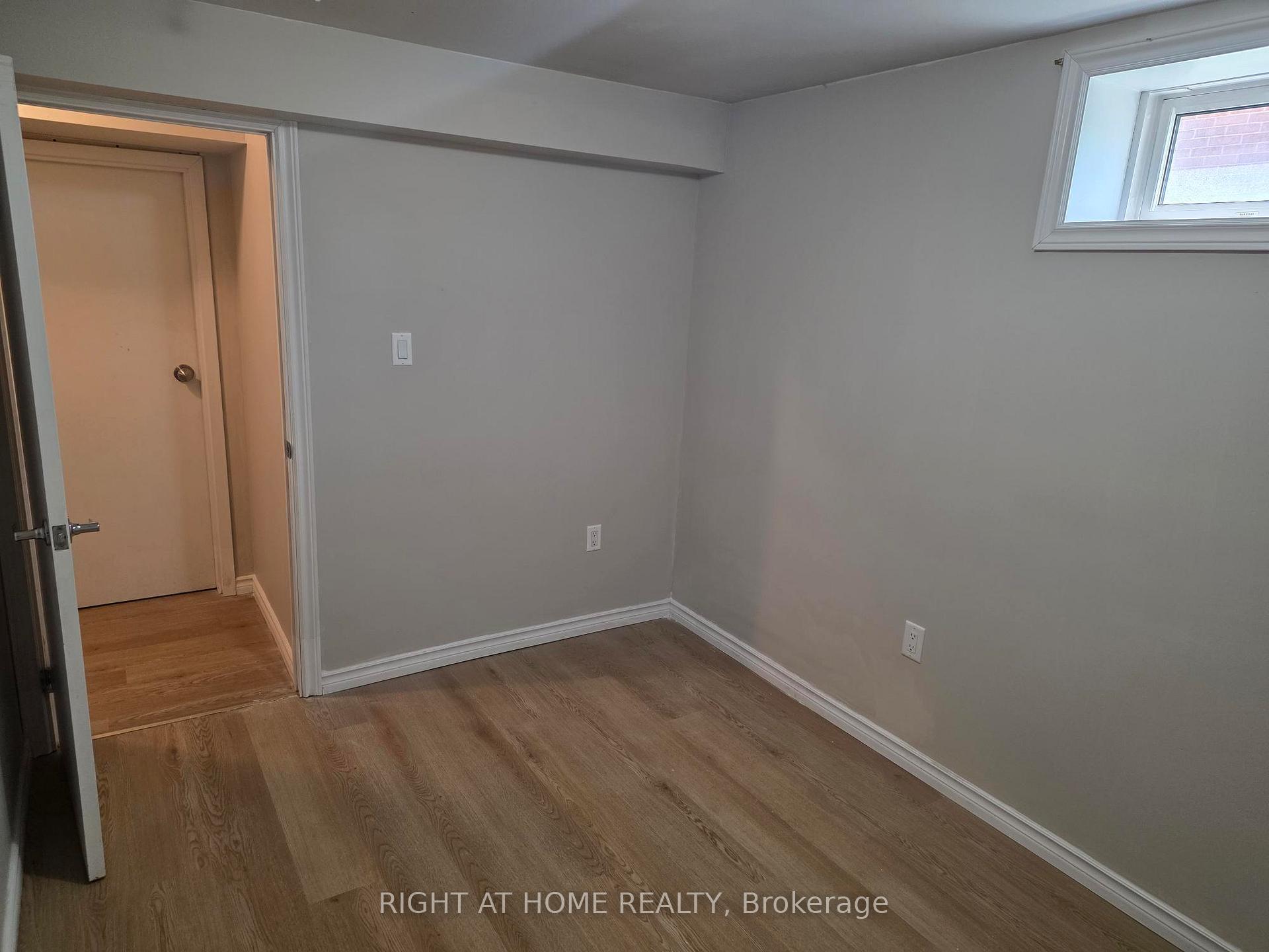 Photo 13 of Unit Lower, 35 Oak Street, Barrie, Wellington — HOMEH
