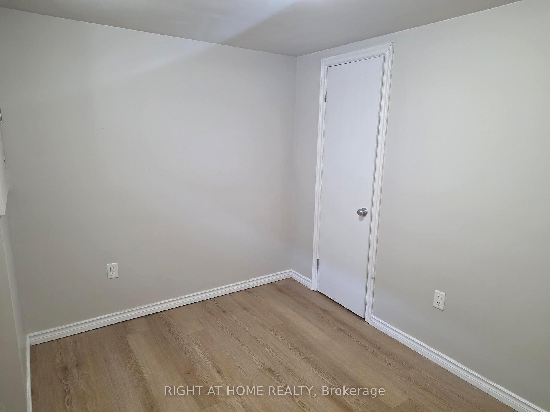 Photo 14 of Unit Lower, 35 Oak Street, Barrie, Wellington — HOMEH